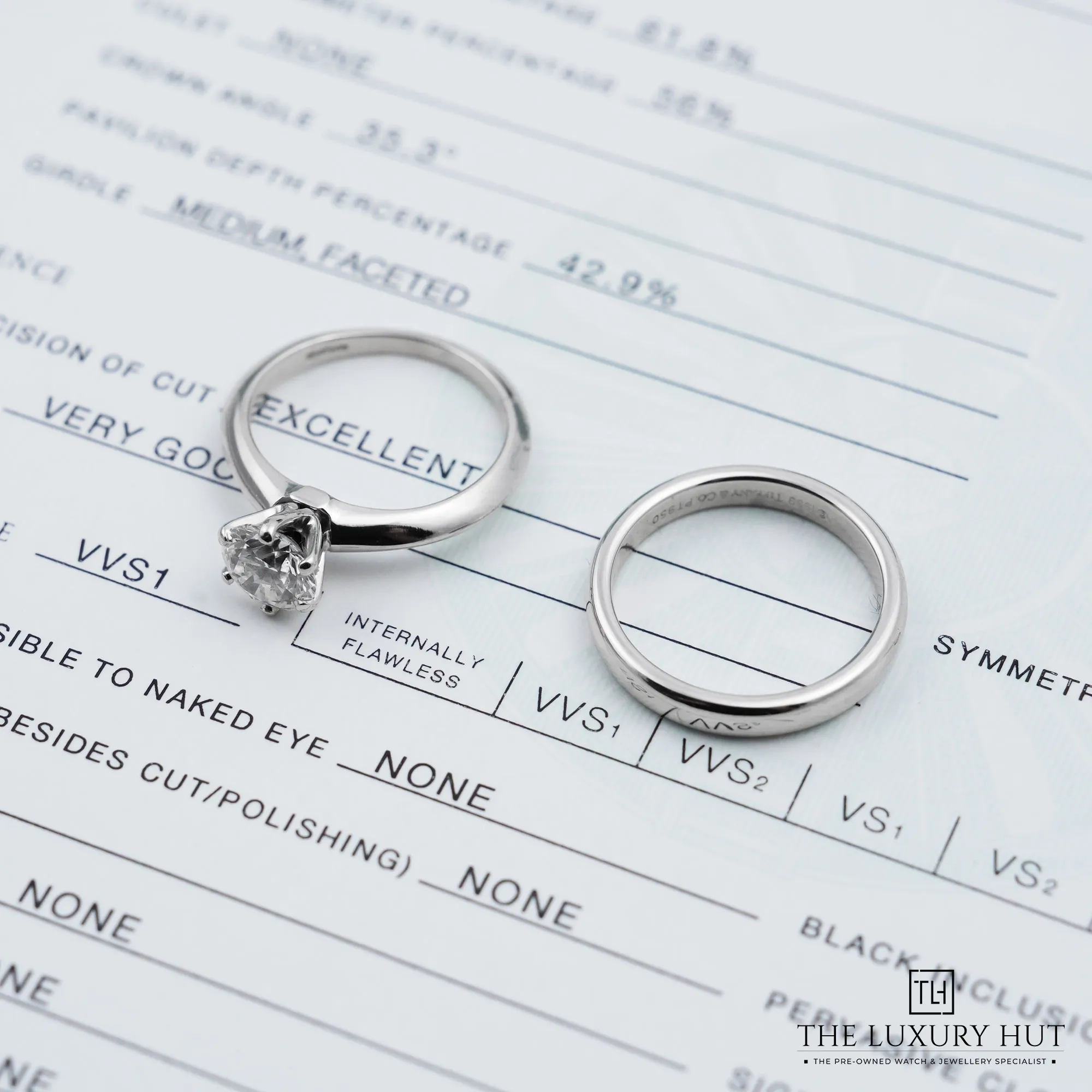 2026/08/c580e4c0-ff11-4140-abb2-1db14f816949Tiffany_Platinum_Diamond_Engagement_Ring_Set_53004-c.jpg.webp