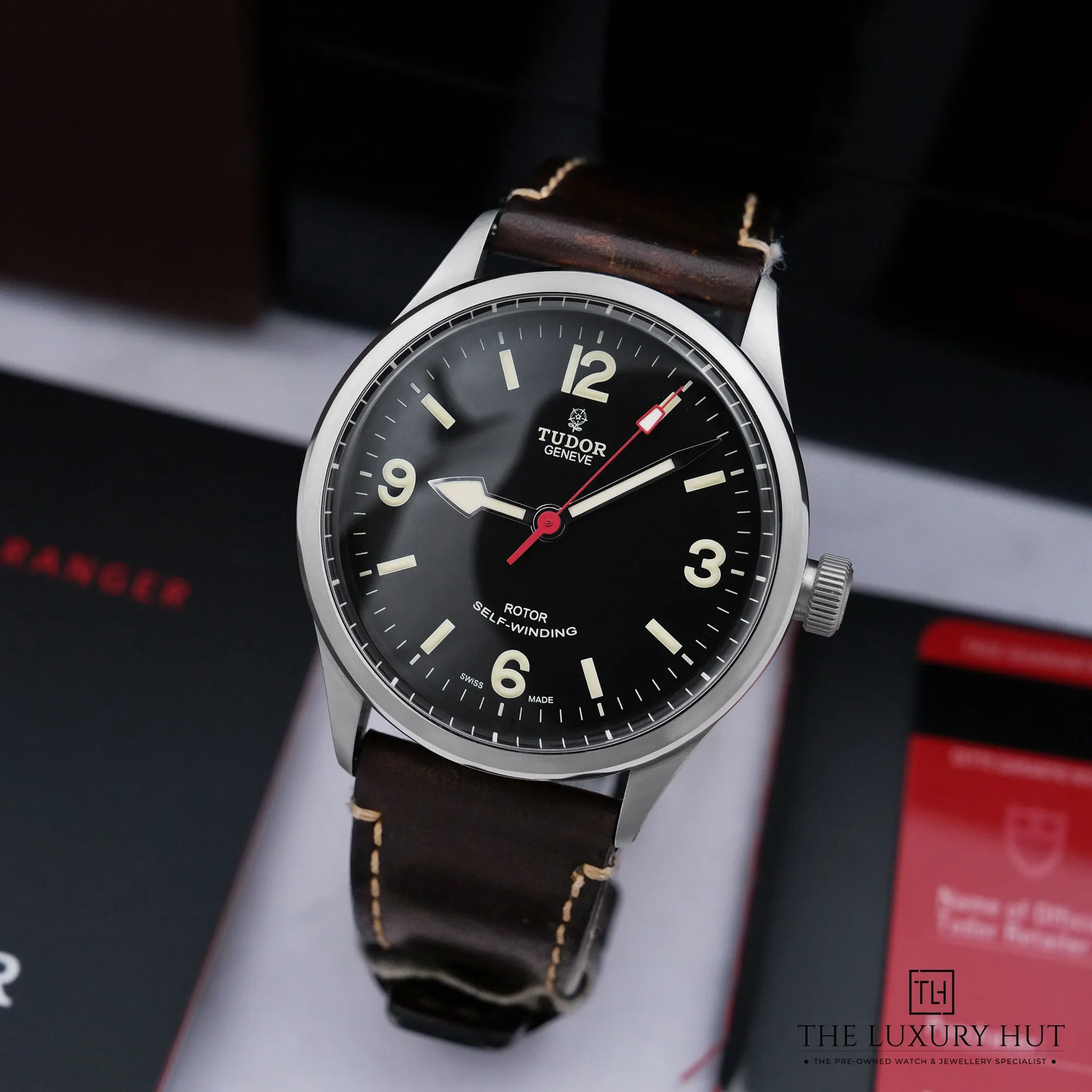 2026/08/e0ca1722-abb2-46d7-bf0e-247b934dd55aTudor_Heritage_Ranger_Steel_41mm_Black_53318-b.jpg.webp