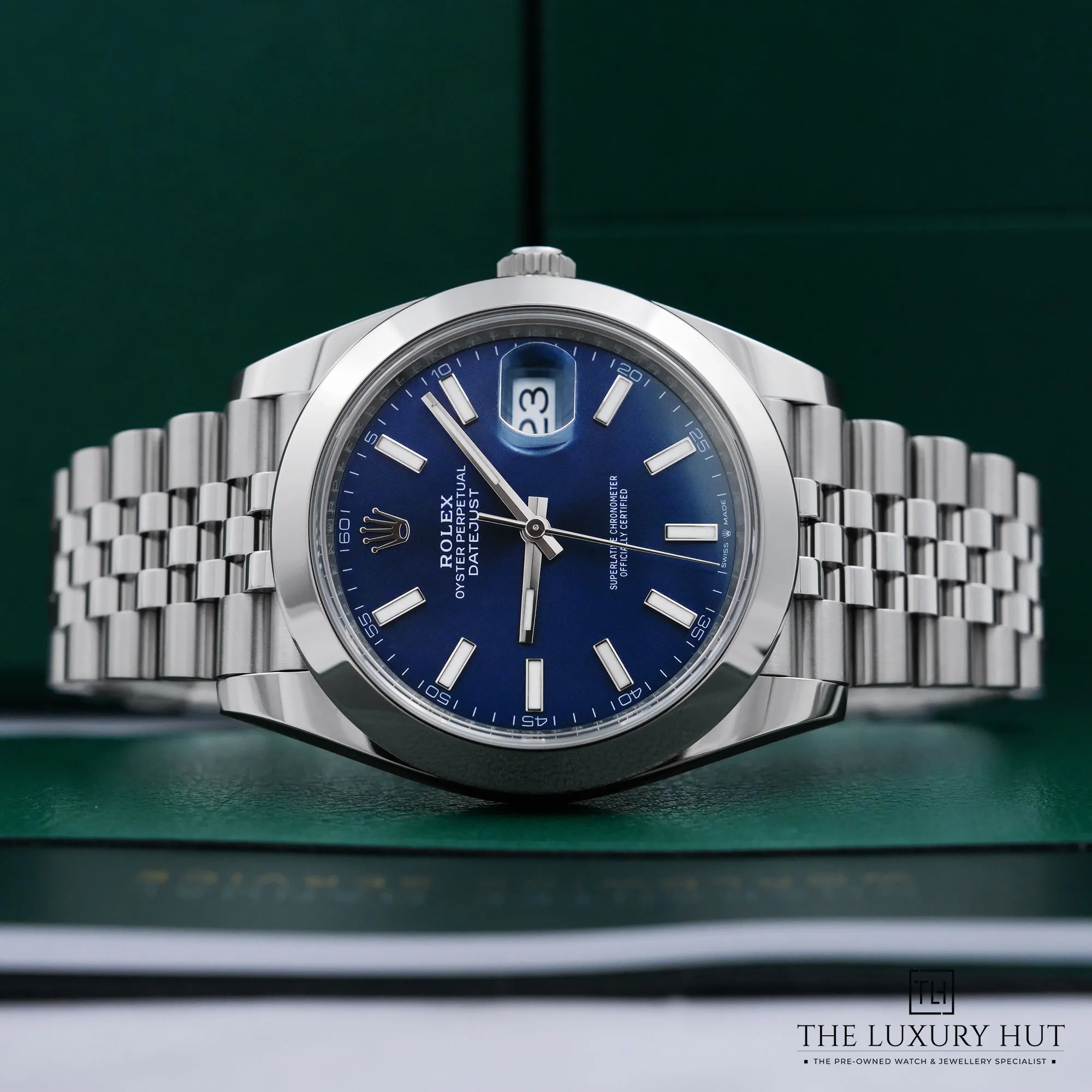 2026/08/e73ec5ea-87f3-4574-b9cf-c1e1980934d6Rolex_Datejust_Stainless_Steel_41_Blue_Dial_LB921-c.jpg.webp