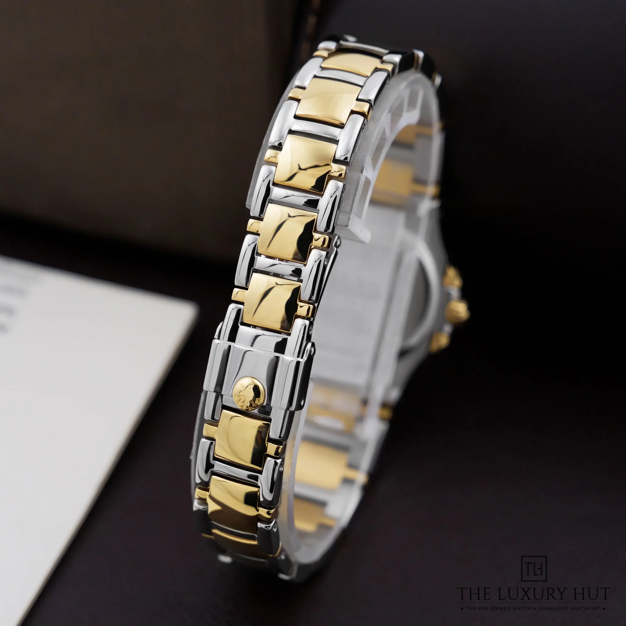 2026/08/ecb8ec21-97be-4e5b-a2b0-9b4a45081df5Patek_Philippe_Nautilus_Steel_Gold_27mm_White_53267-e.jpg.webp