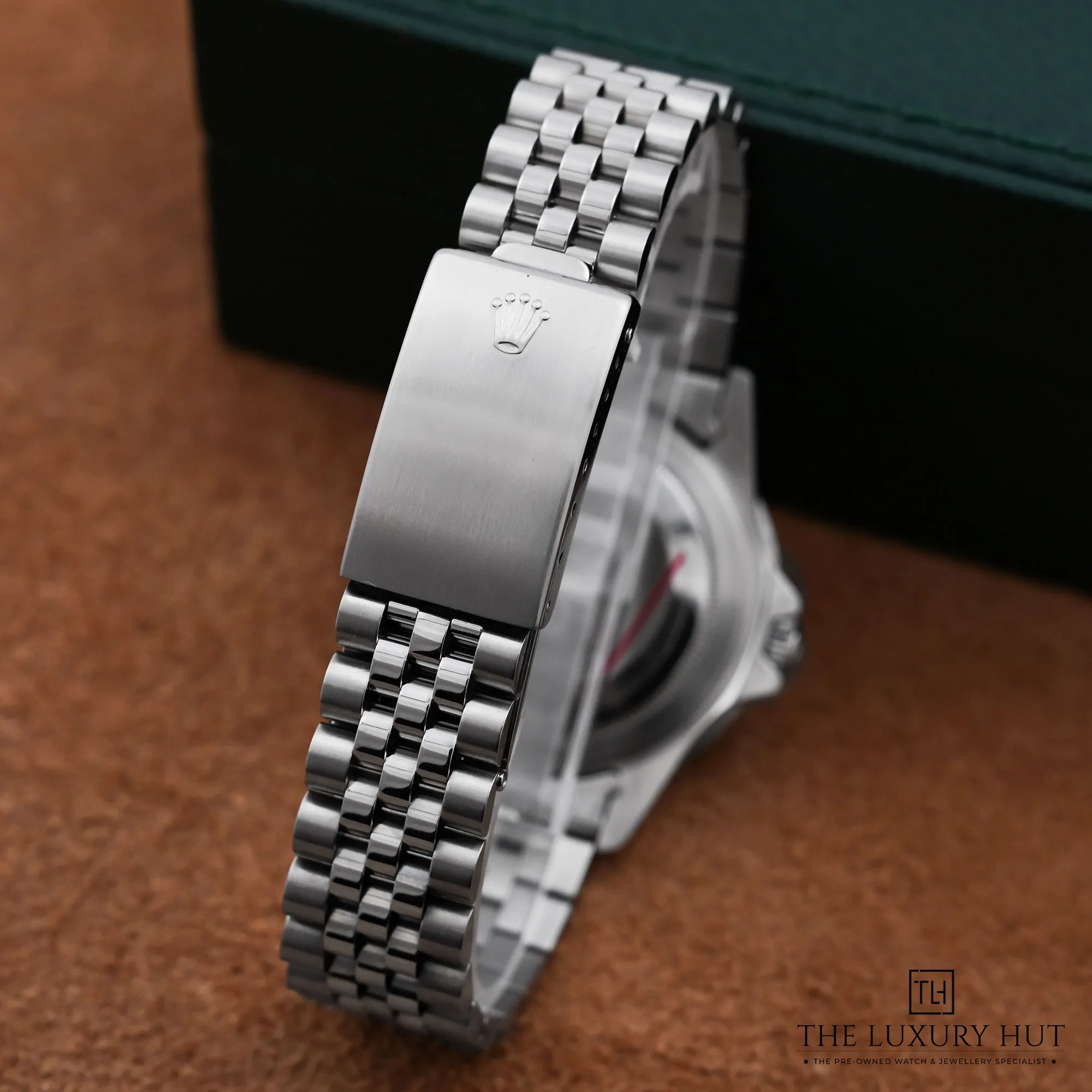 2026/08/efaf6fd3-f558-4e39-bc6f-4c788172c9ccVintage_Rolex_GMT-Master_Pepsi_Steel_Black_53227-e.jpg.webp