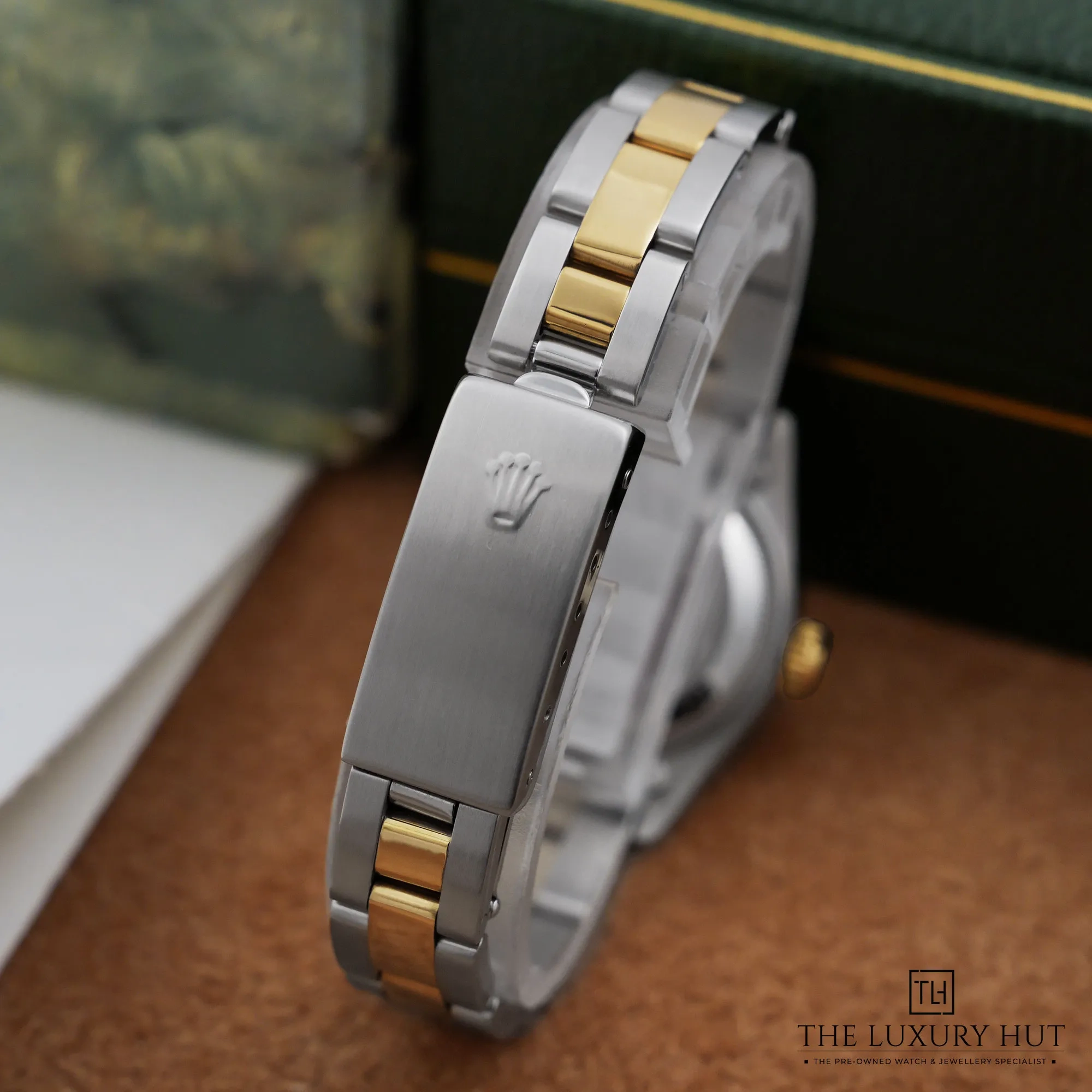 2026/08/f35e2bc1-97dc-49fe-a196-8194ed343950Rolex_Lady-Datejust_Steel_Gold_26mm_Silver_Diamond_53229-e.jpg.webp