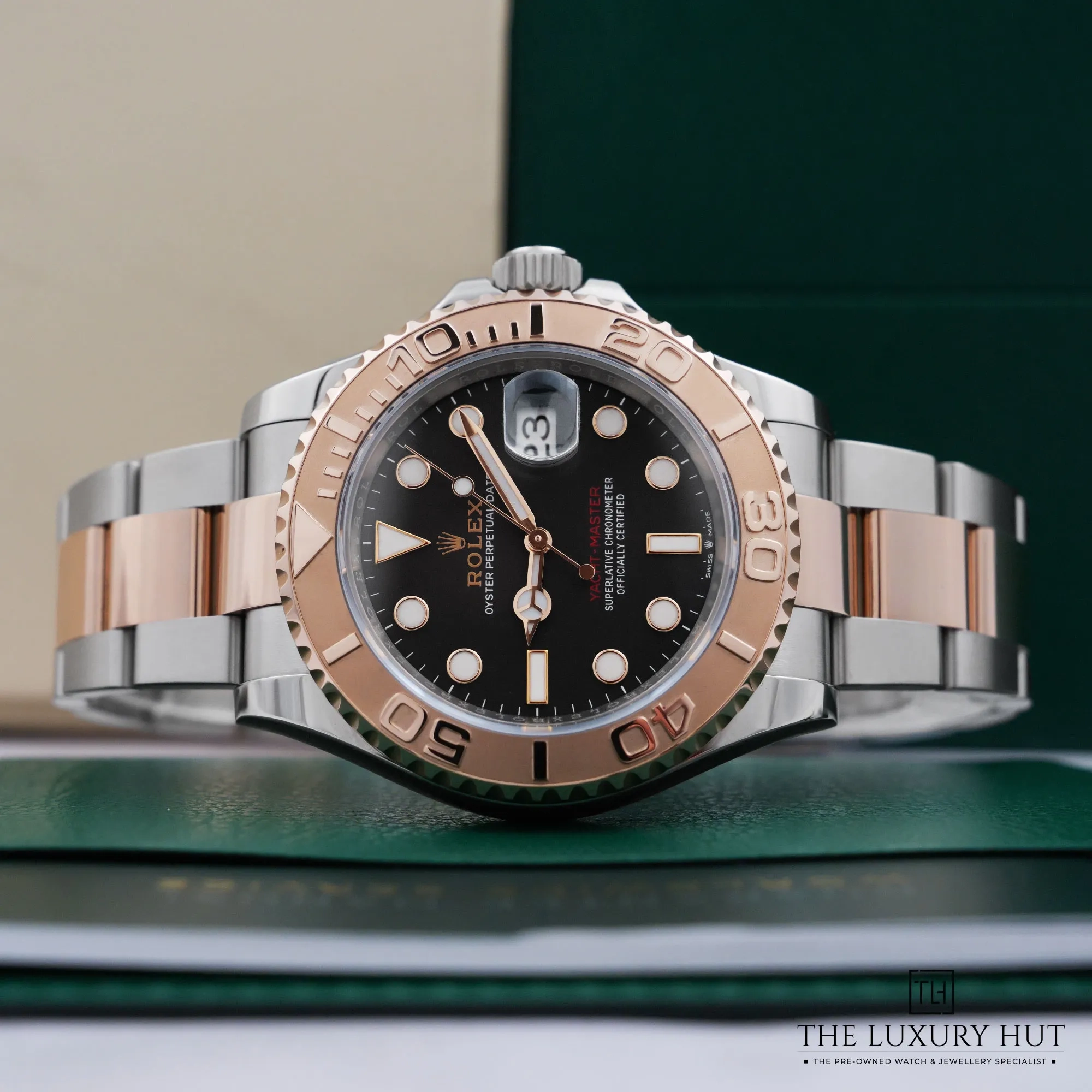 2026/08/f70e0253-e167-4ca8-b4c6-221db07092faRolex_Yacht-Master_40_Steel_Everose_Gold_Black_LB980-c.jpg.webp