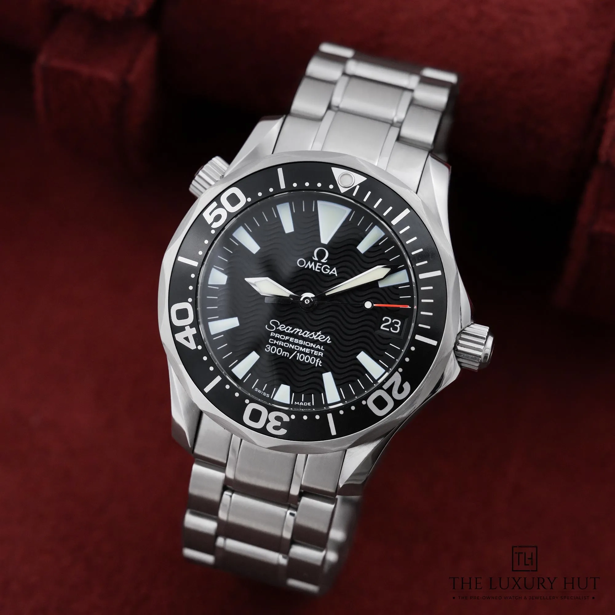 2026/08/ffd73636-24b4-40da-8cce-4cee39e6c496Omega_Seamaster_Diver_300M_Steel_Black_53114-b.jpg.webp
