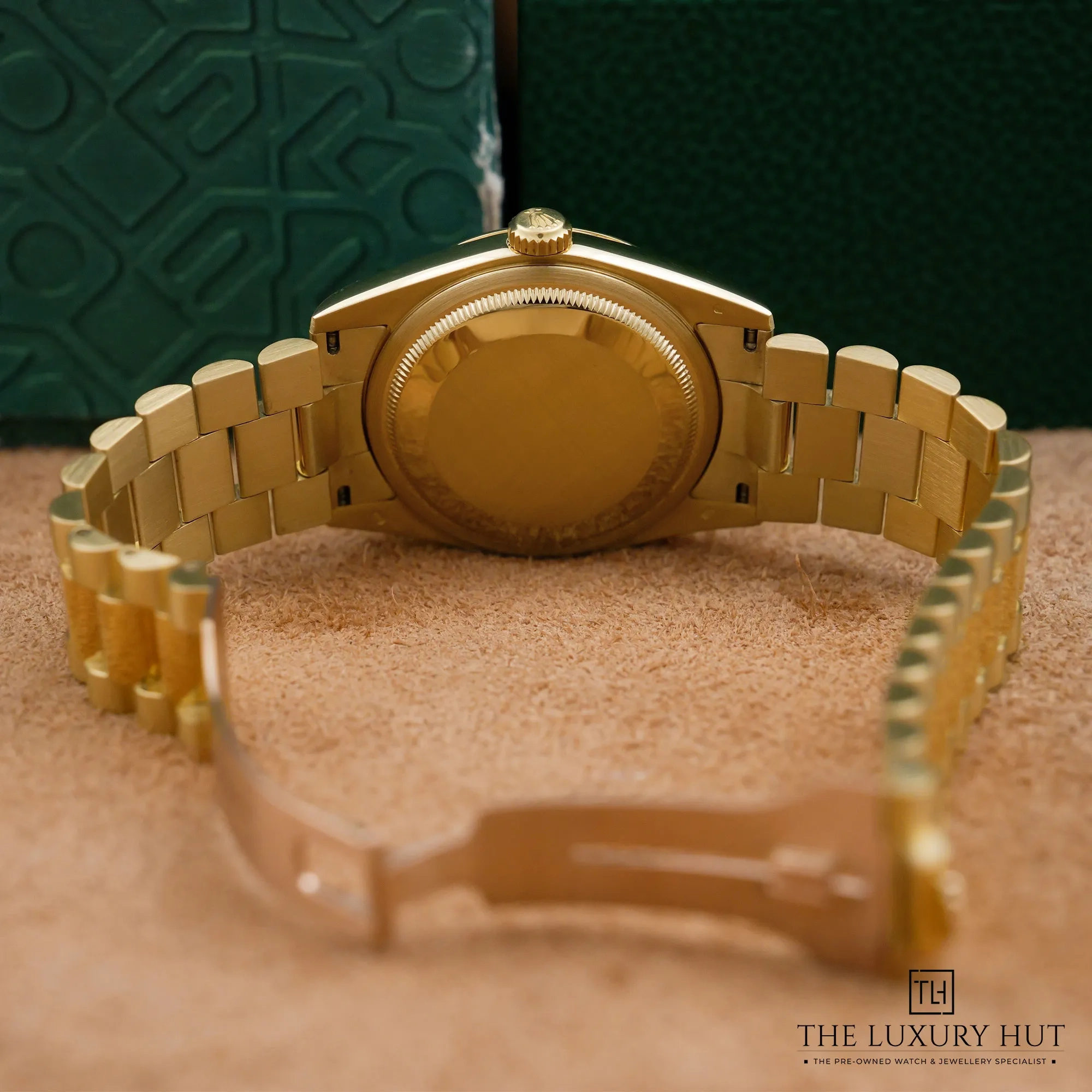 2026/09/03063807-8c70-46f2-9f8b-4756b610c529Rolex_Day-Date_36mm_Yellow_Gold_Silver_Dial_53283-d.jpg.webp