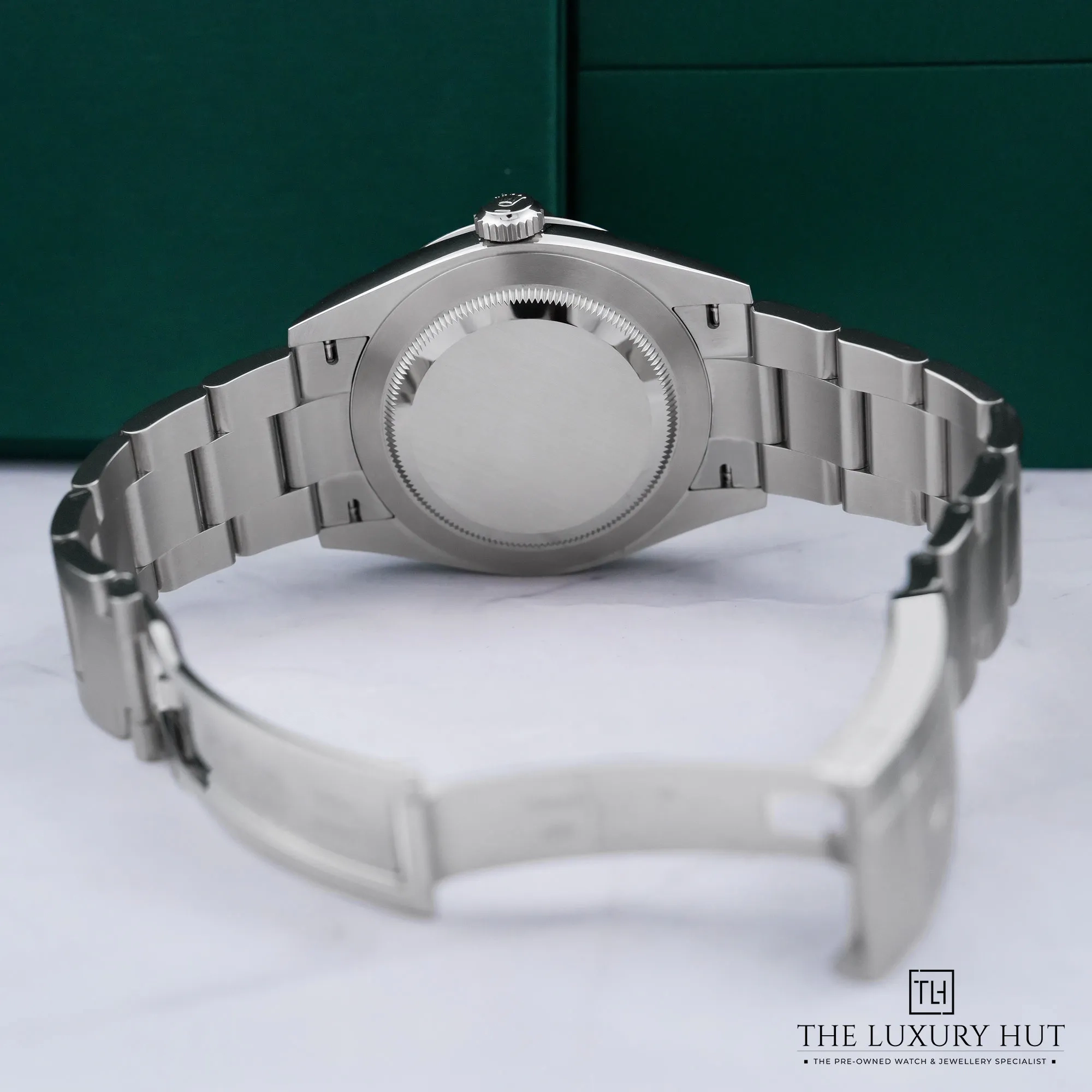 2026/09/15628fe2-36e5-493b-90b3-44087798501fRolex_Oyster_Perpetual_41mm_Multicoloured_Jubilee_53451-d.jpg.webp