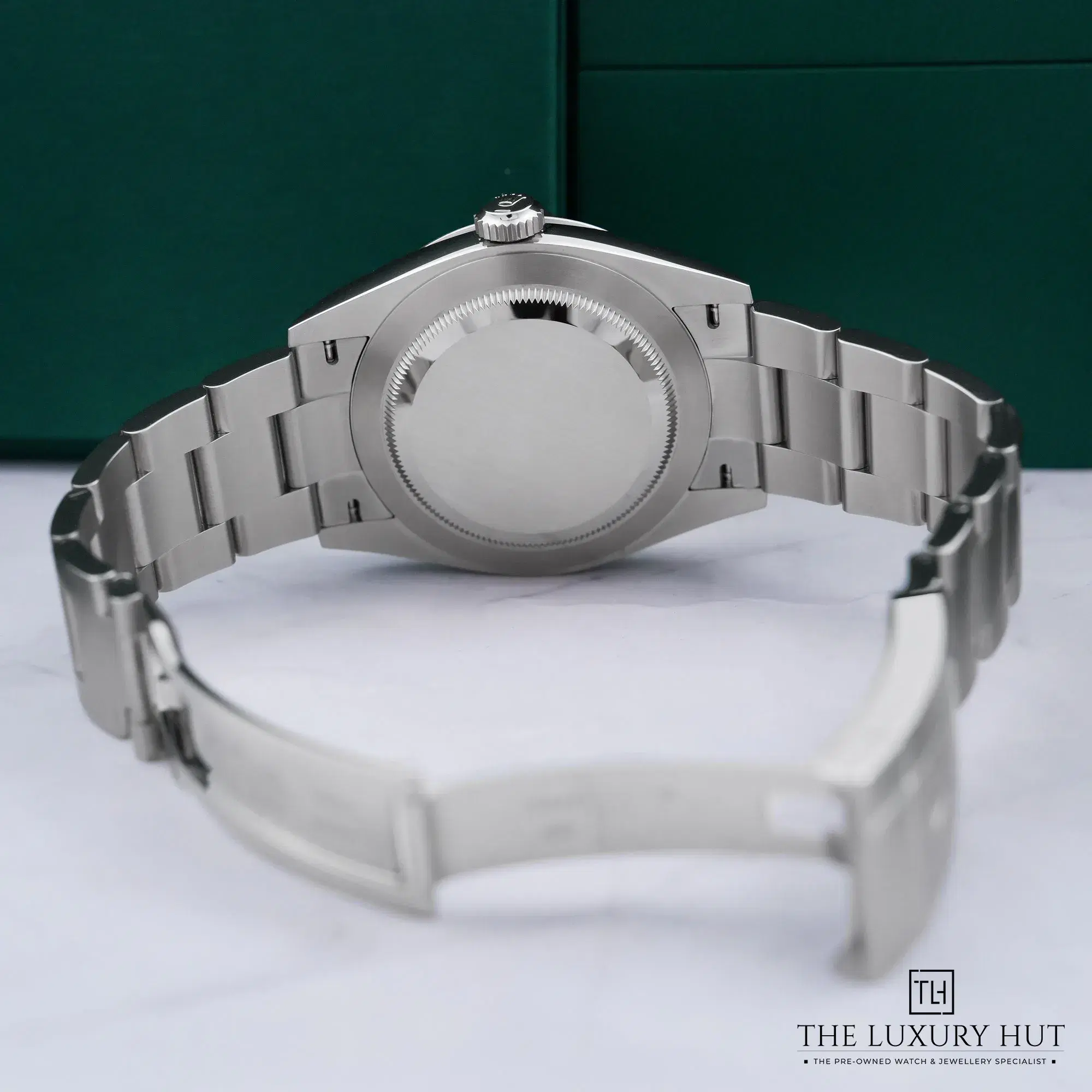 2026/09/15628fe2-36e5-493b-90b3-44087798501fRolex_Oyster_Perpetual_41mm_Multicoloured_Jubilee_53451-d.jpg.webp
