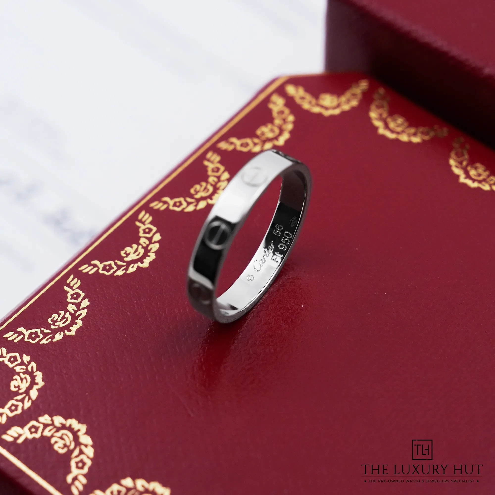 2026/09/15b2ce8e-9fbb-43a3-9525-8898395eeff9Cartier_LOVE_Small_Platinum_Wedding_Band_53311-c.jpg.webp