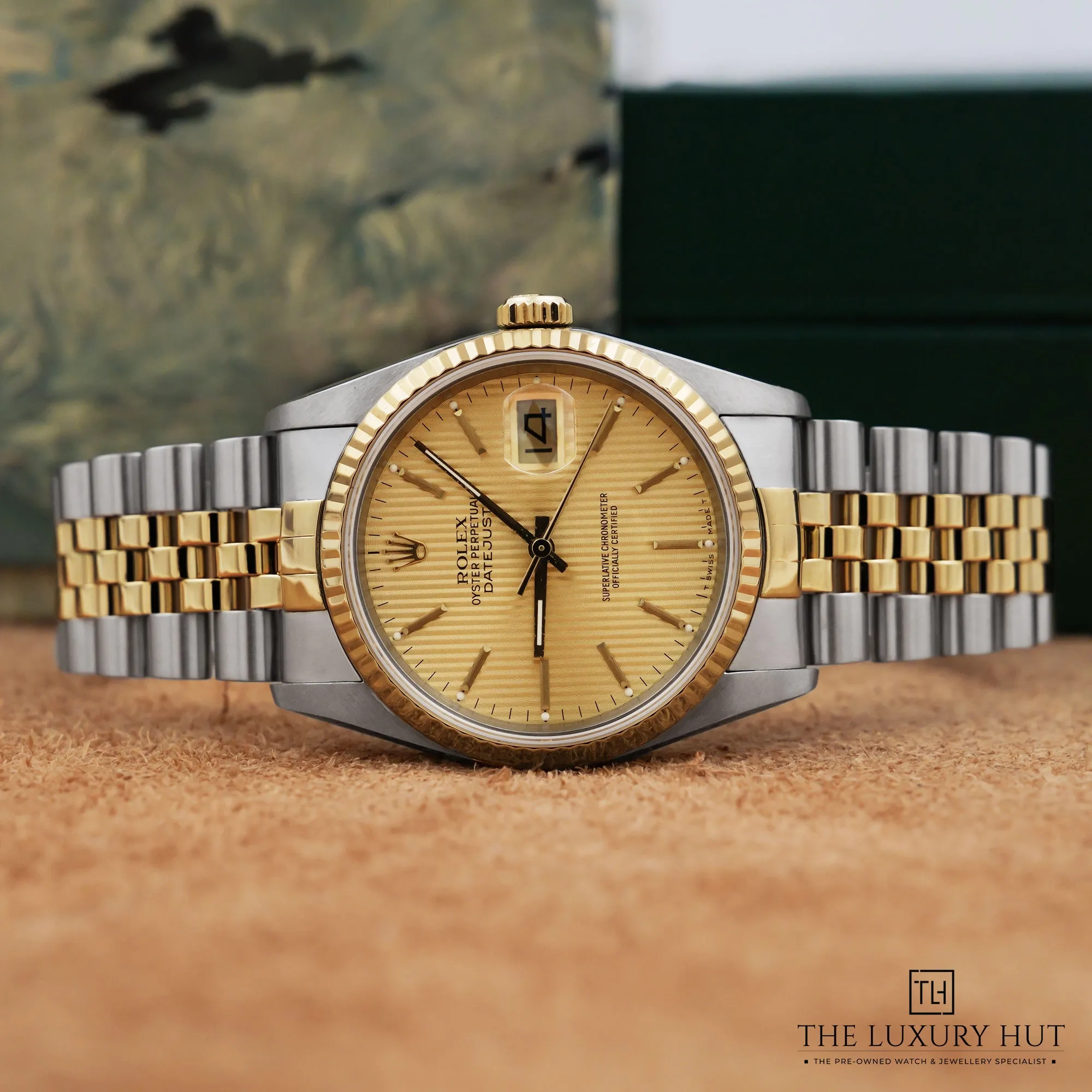 2026/09/161d2dd0-2fe1-41cf-bc21-46ed56a396ffRolex_Datejust_36_Champagne_Tapestry_Dial_LB1018-c.jpg.webp