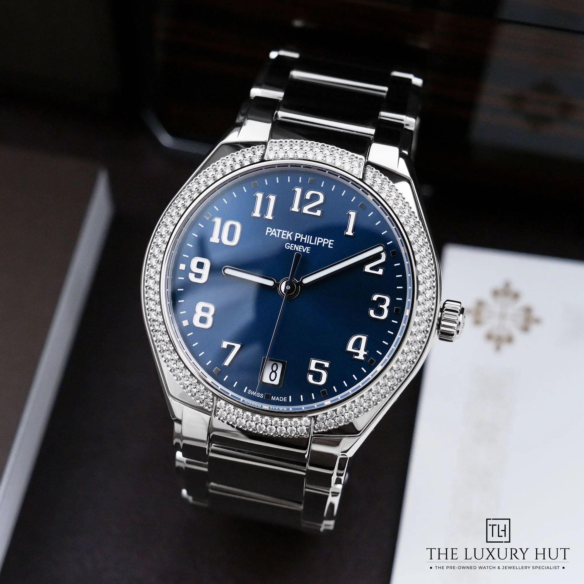 2026/09/1827f22b-f744-4a43-9dee-c2f4e94245efPatek_Philippe_Twenty~4__Blue_Arabic_Dial_53448-b.jpg.webp