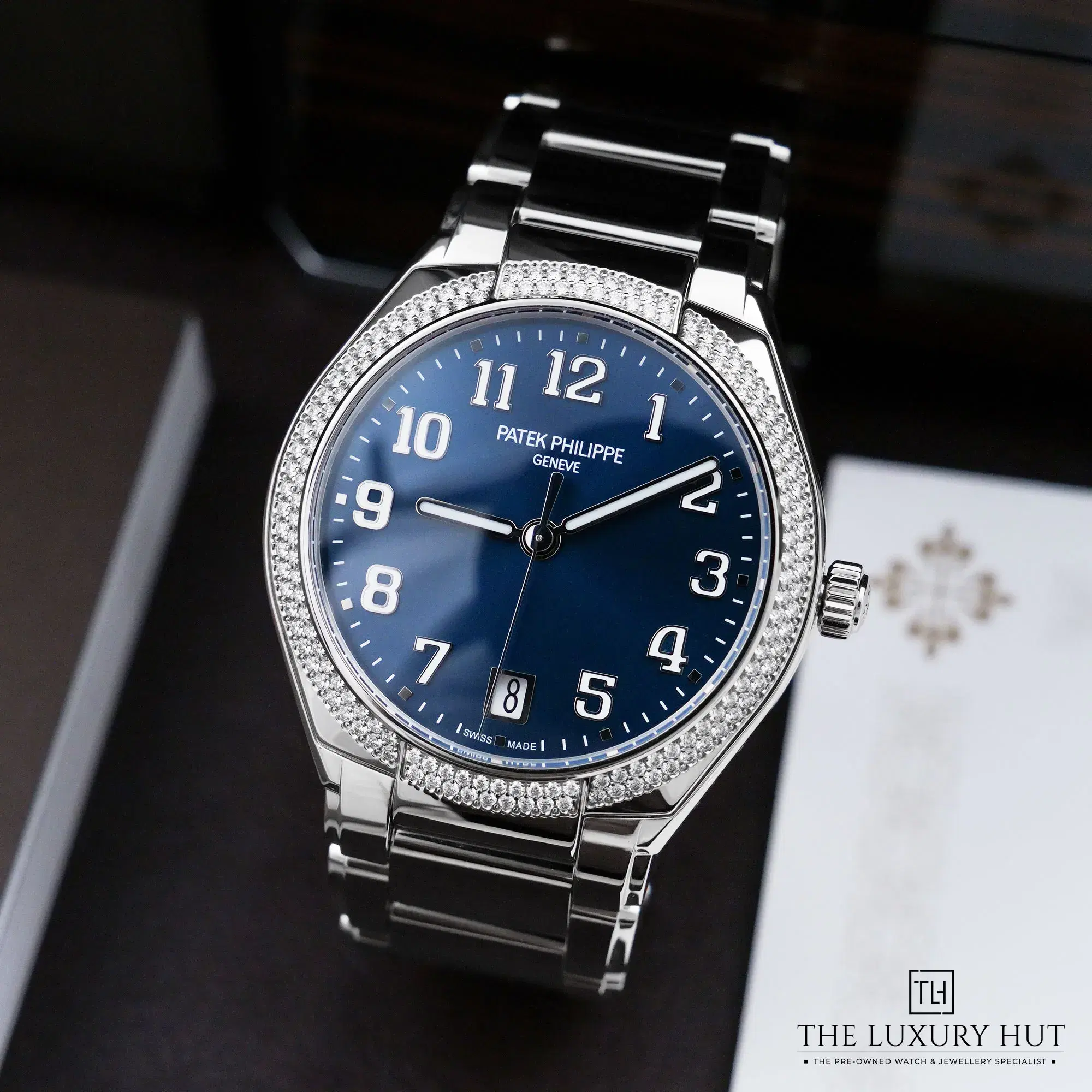 2026/09/1827f22b-f744-4a43-9dee-c2f4e94245efPatek_Philippe_Twenty~4__Blue_Arabic_Dial_53448-b.jpg.webp