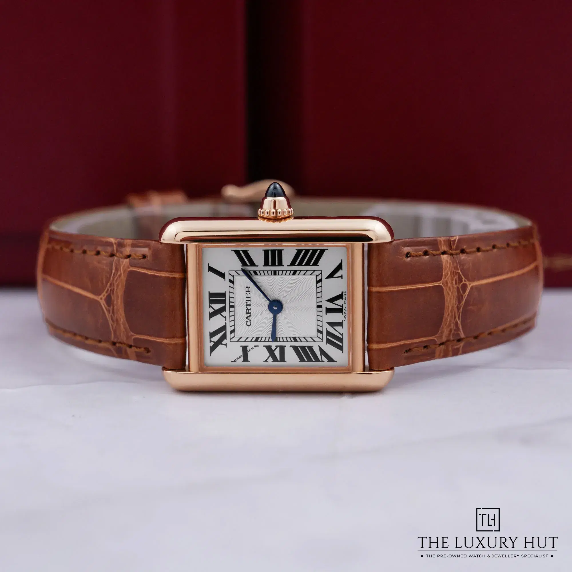2026/09/1be23b6c-53b6-4db9-aca6-f9e7863990acCartier_Tank_Louis_Cartier_Rose_Gold_Silver_53352-c.jpg.webp