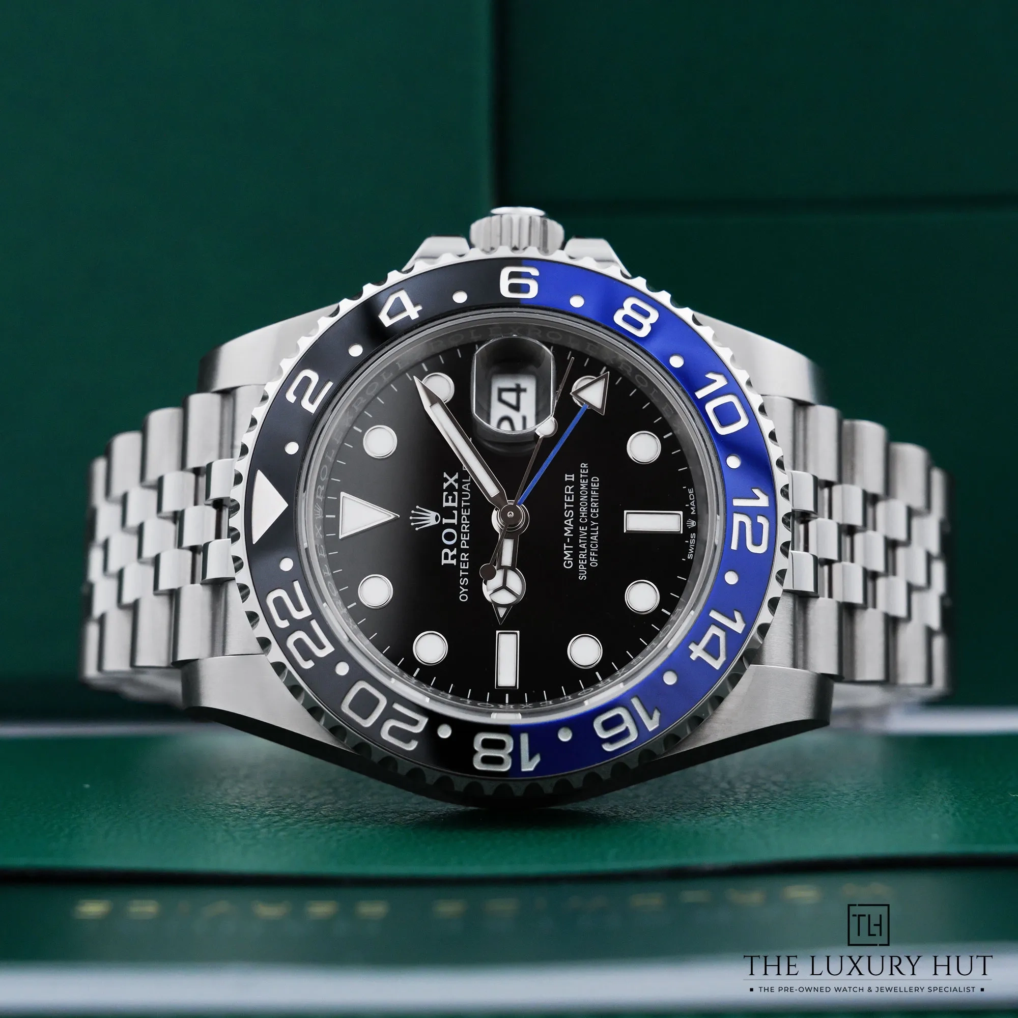 2026/09/2cf2d932-e1c3-487c-9475-17d0ff3a7d02Rolex_GMT_Master_II_BATGIRL_40mm_Black_Dial_LB1039-c.jpg.webp