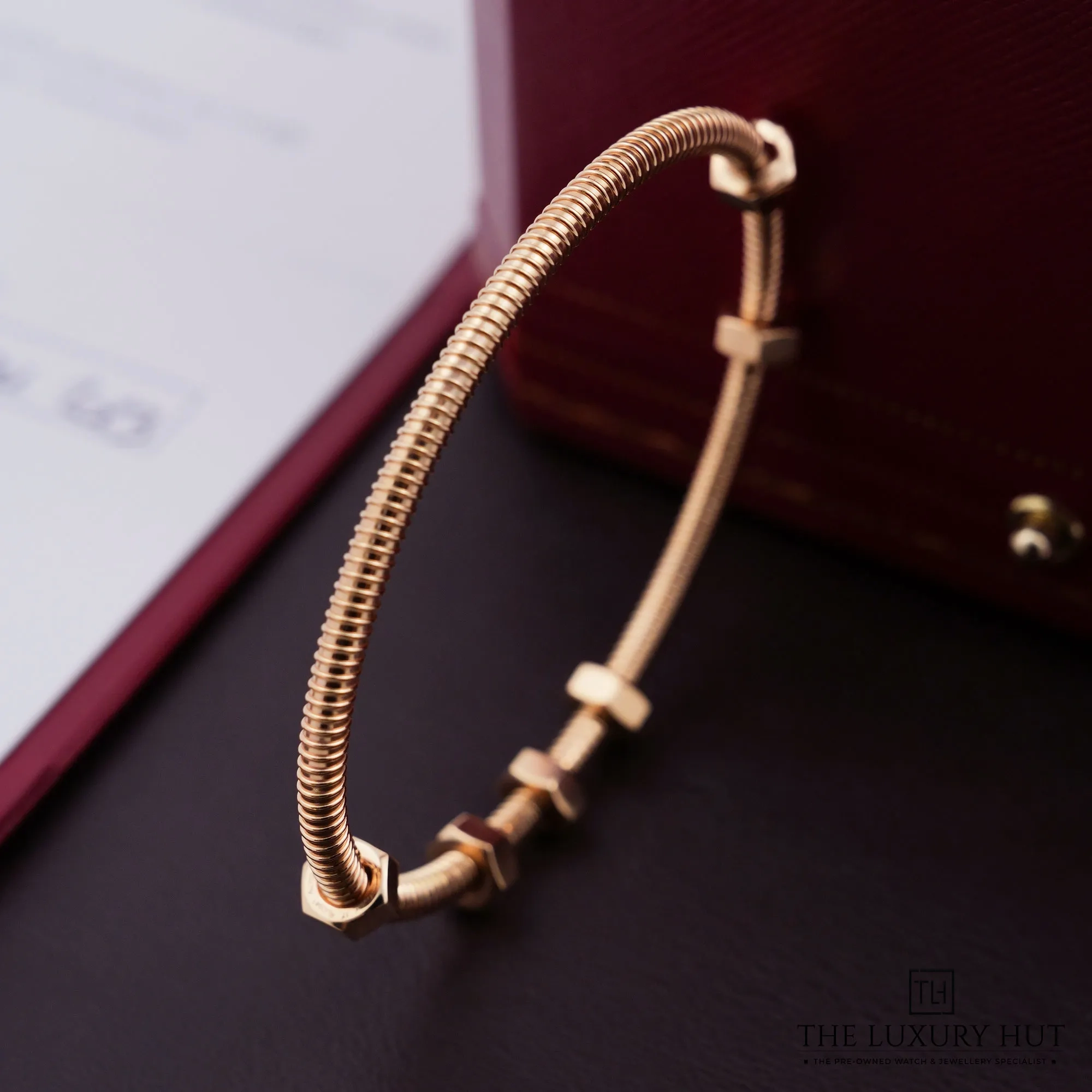 2026/09/39c8f85b-9416-4430-8296-231926c49908Cartier_Rose_Gold_Ecrou_de_Cartier_Bracelet_LB1043-c.jpg.webp