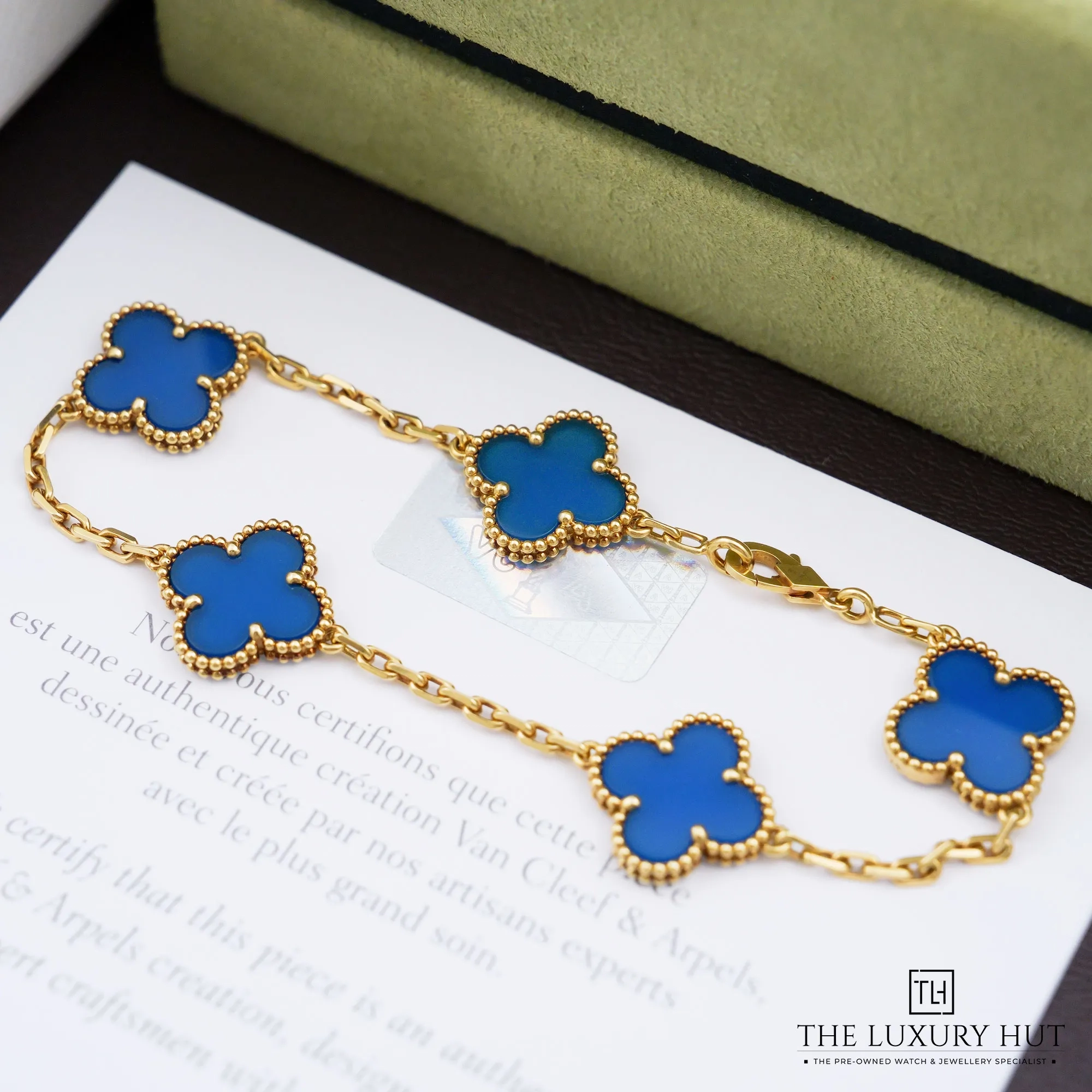 2026/09/43bbd1af-dfd3-4ab2-9fdc-9044863608caVan_Cleef__&_Arpels_Motifs_Bracelet_53407-c.jpg.webp
