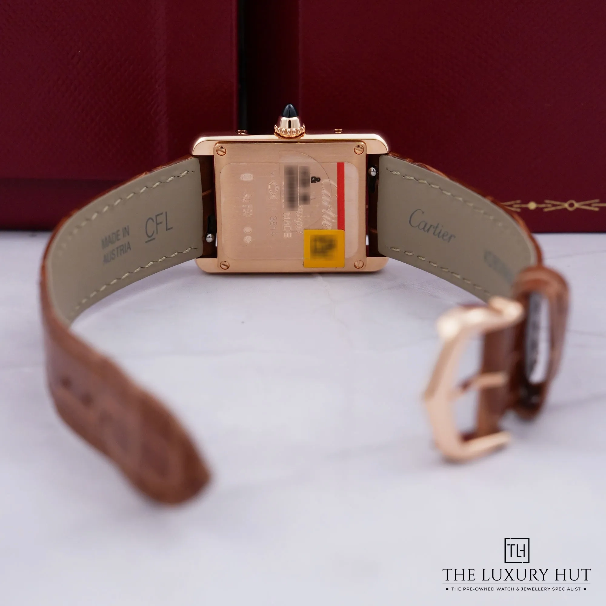 2026/09/4ffe1742-2dc5-4d26-9447-64b98a68477fCartier_Tank_Louis_Cartier_Rose_Gold_Silver_53352-d.jpg.webp