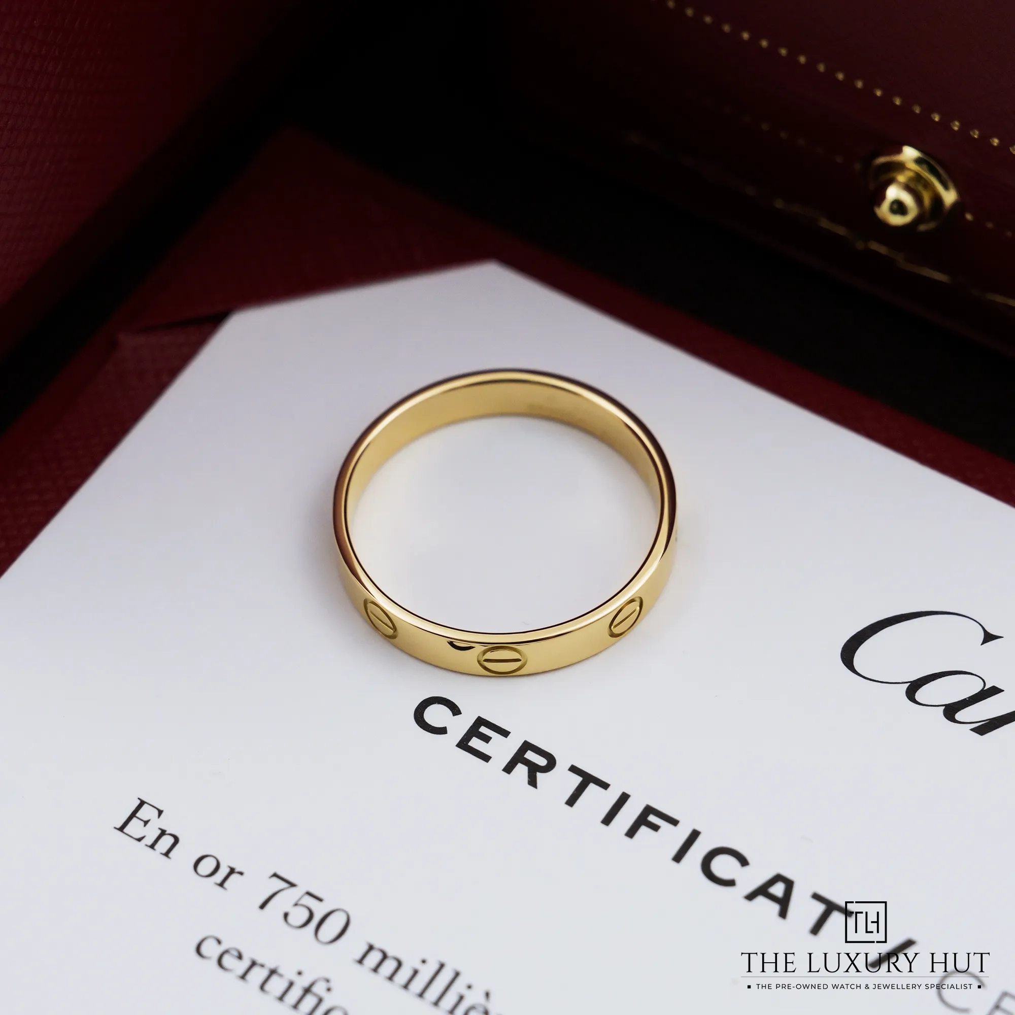 2026/09/5e2ae6d6-f3d0-43ac-8dae-5817211f3029Cartier_LOVE_Small_Yellow_Gold_Wedding_Band_53310-b.jpg.webp