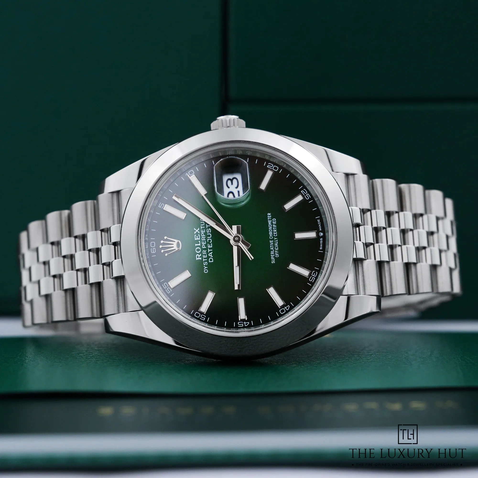 2026/09/65a7892a-3b26-487e-8961-6608430e470cRolex_Datejust_Steel_41mm_Green_Ombré_Dial_LB1037-c.jpg.webp
