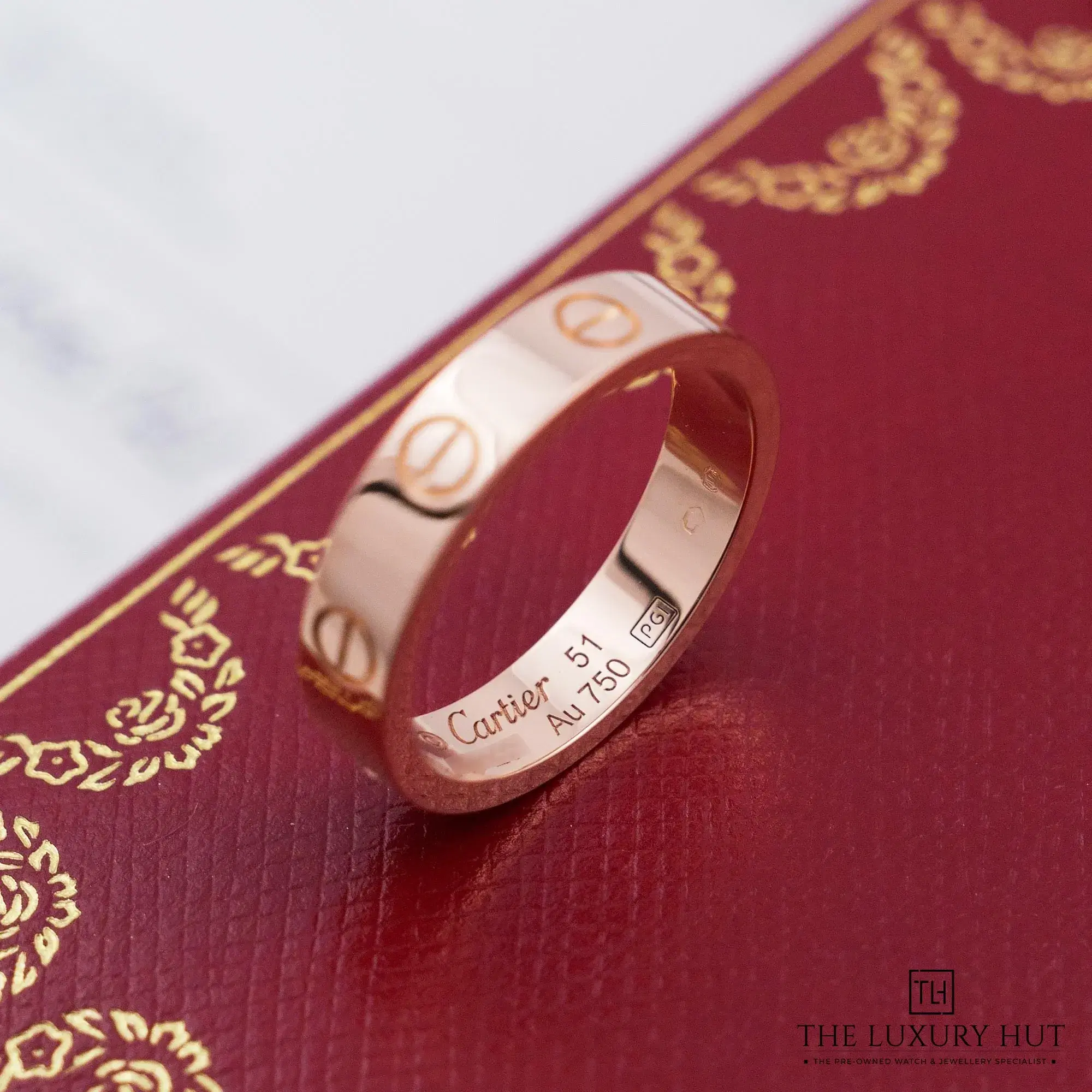 2026/09/68525747-de0b-407b-9496-96cb20327e79Cartier_Rose_Gold_1_Diamond_Love_Ring_53353-c.jpg.webp