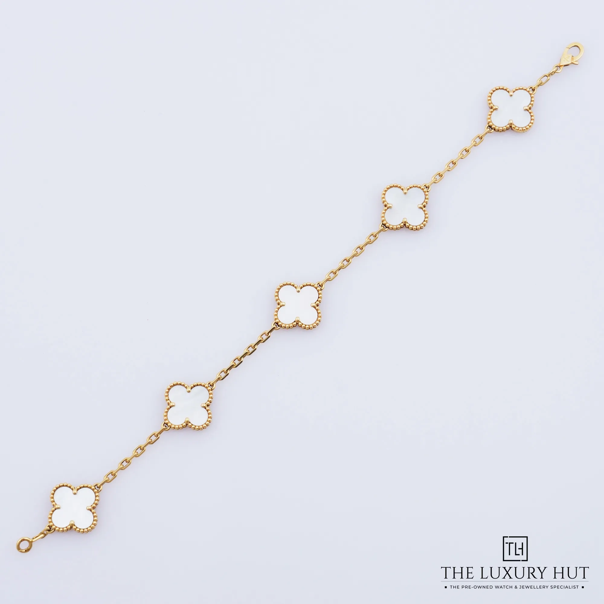 2026/09/6a723962-0e12-45f0-ba4f-1dc6cbb2d3dfVan_Cleef_&_Arpels_Mother-Of-Pearl_Motifs_Bracelet_53406-b.jpg.webp