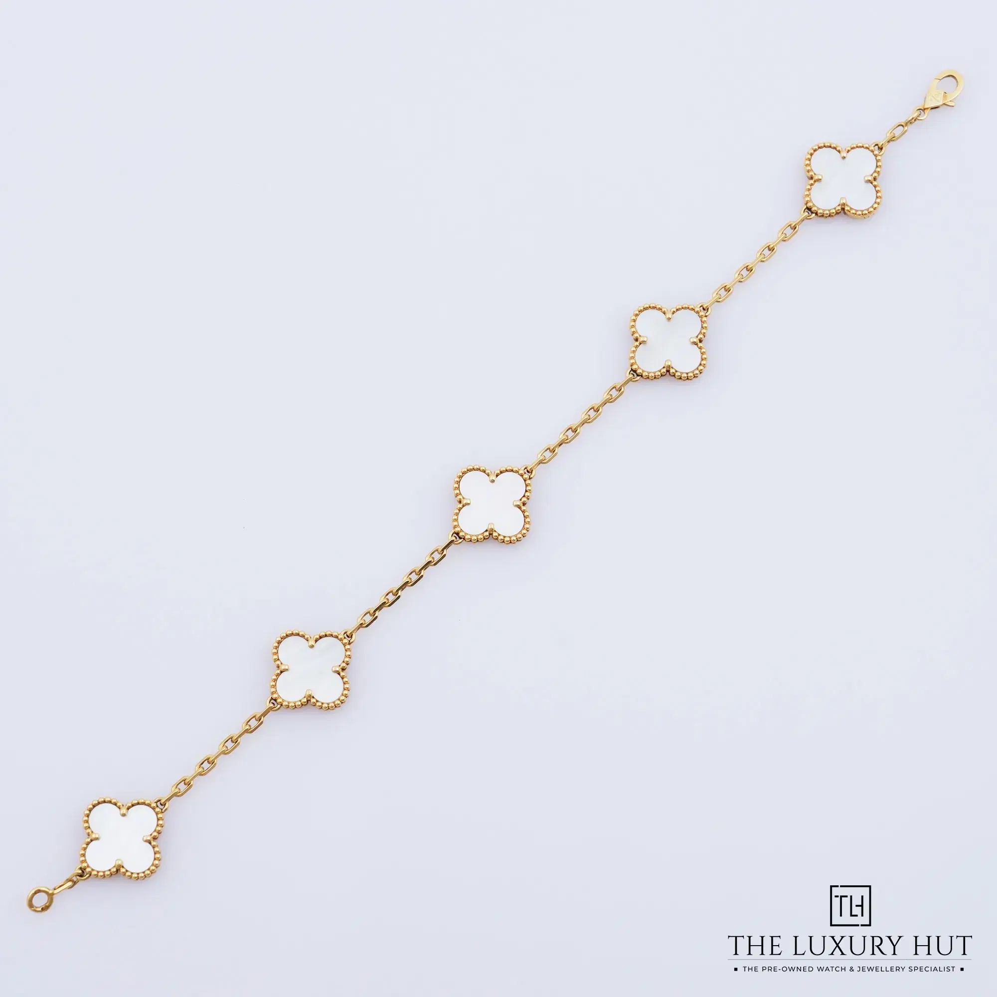 2026/09/6a723962-0e12-45f0-ba4f-1dc6cbb2d3dfVan_Cleef_&_Arpels_Mother-Of-Pearl_Motifs_Bracelet_53406-b.jpg.webp