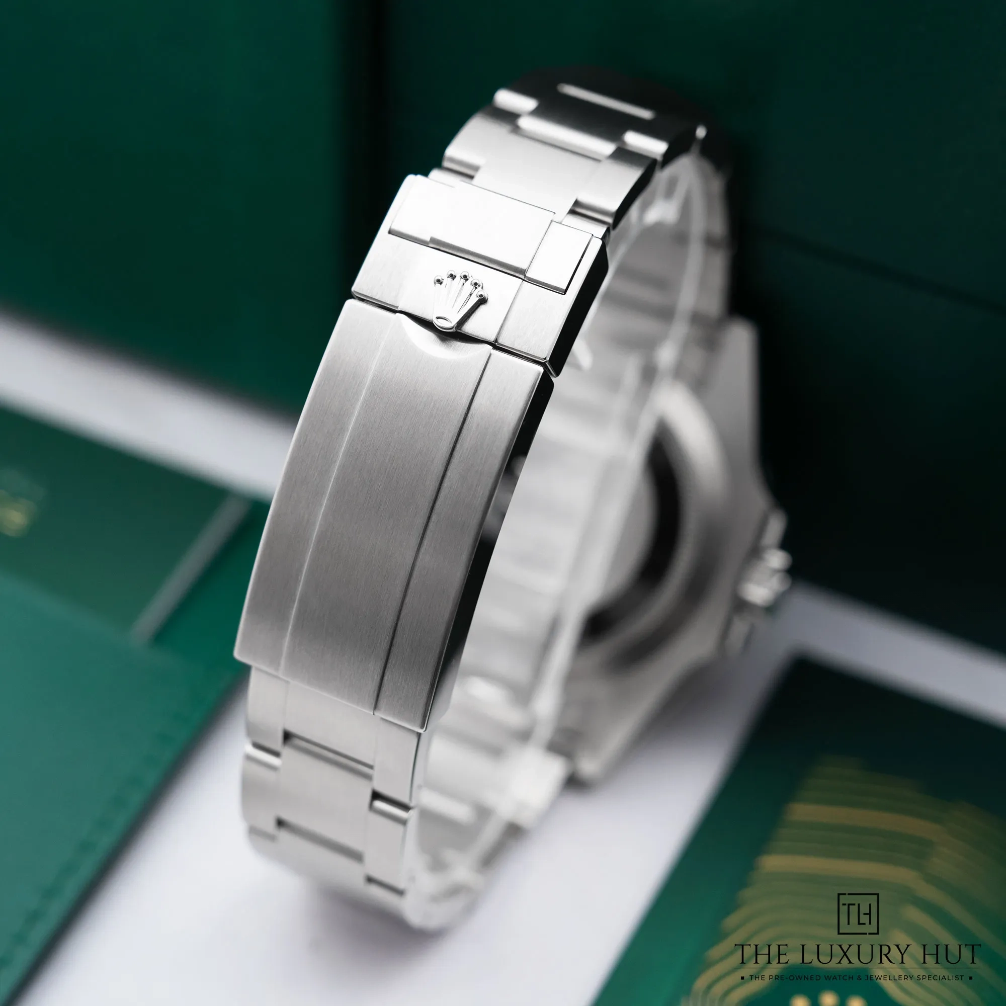 2026/09/7522bf9c-c514-422a-8137-eb8e1c281d27Rolex_Submariner_No-Date_Steel_41_Black_Dial_LB1031-e.jpg.webp