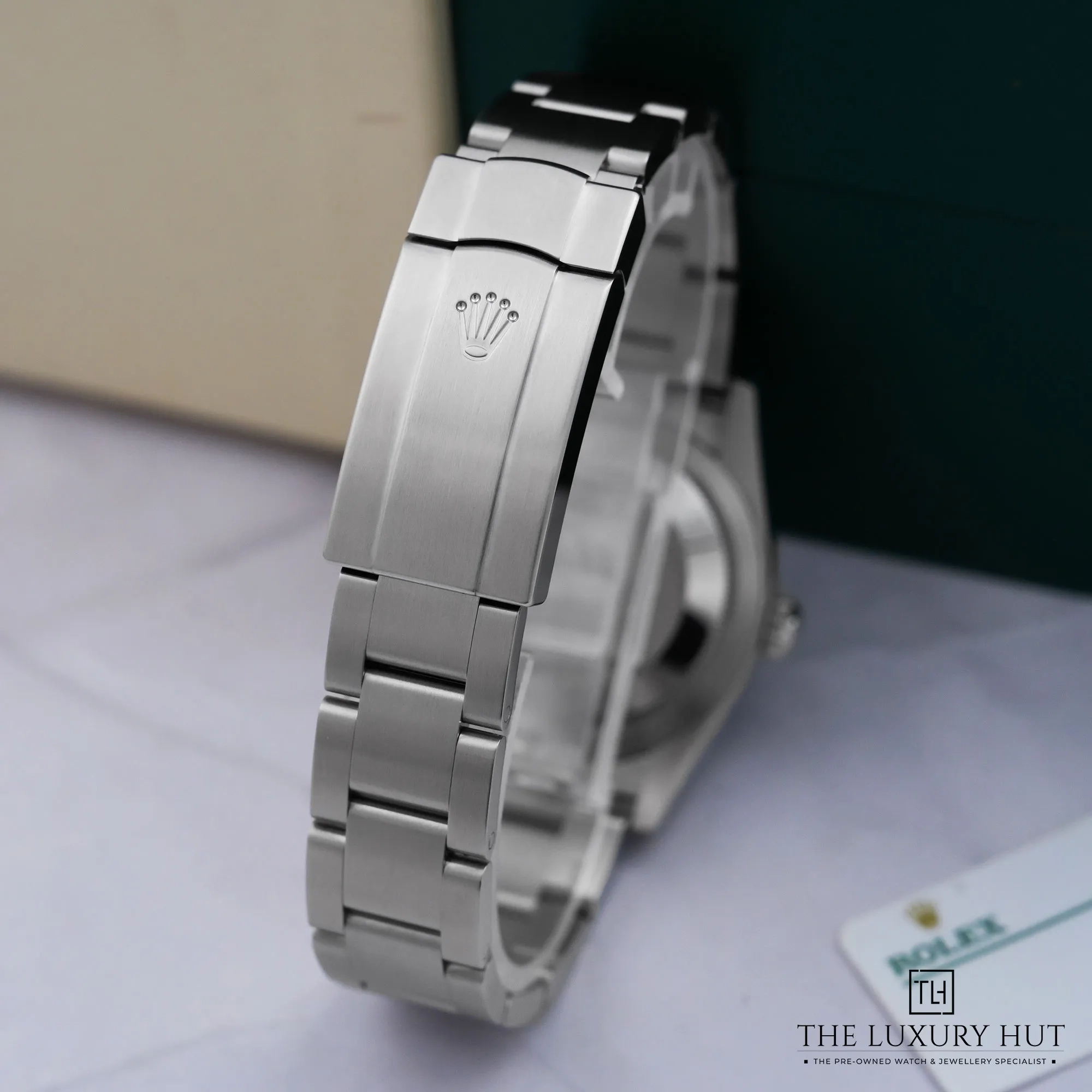2026/09/7e59f463-618e-4448-91ae-268a48e901e9Rolex_Oyster_Perpetual_34_Lavender_53381-e.jpg.webp