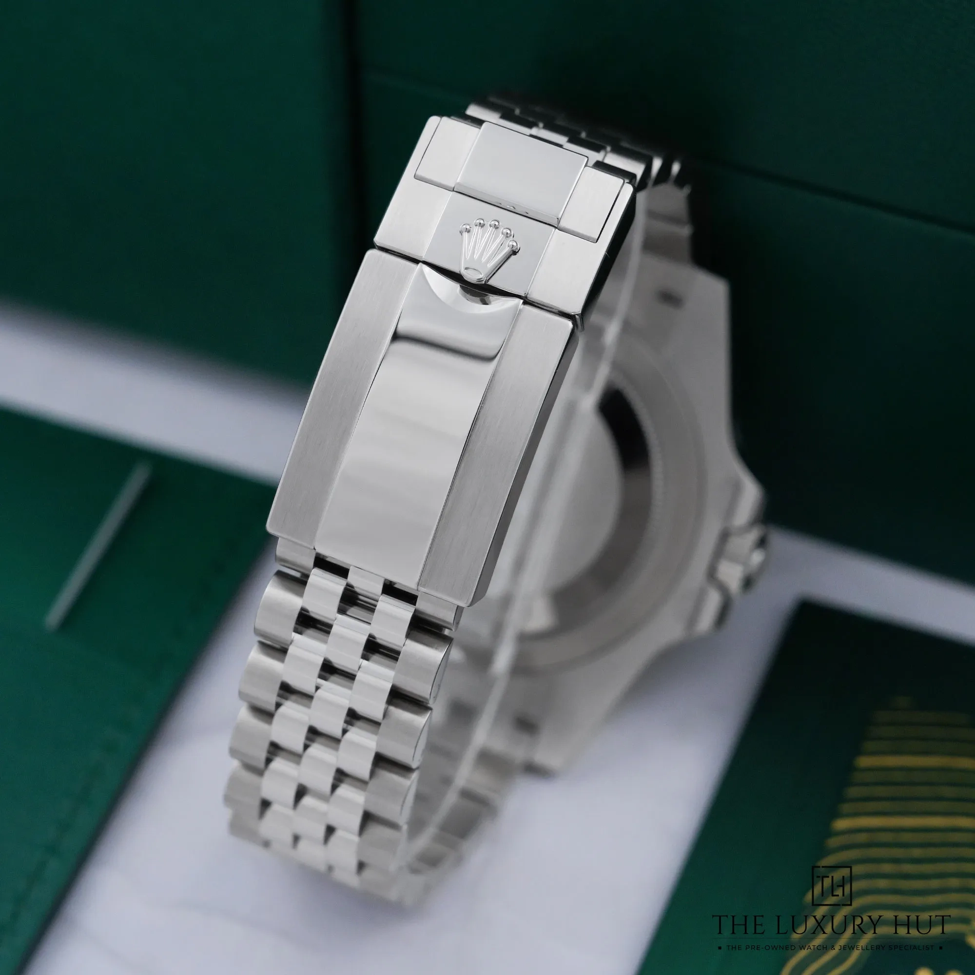 2026/09/7f7ca95a-8199-4451-a391-d2548f1f86f5Rolex_GMT_Master_II_BATGIRL_40mm_Black_Dial_LB1039-e.jpg.webp