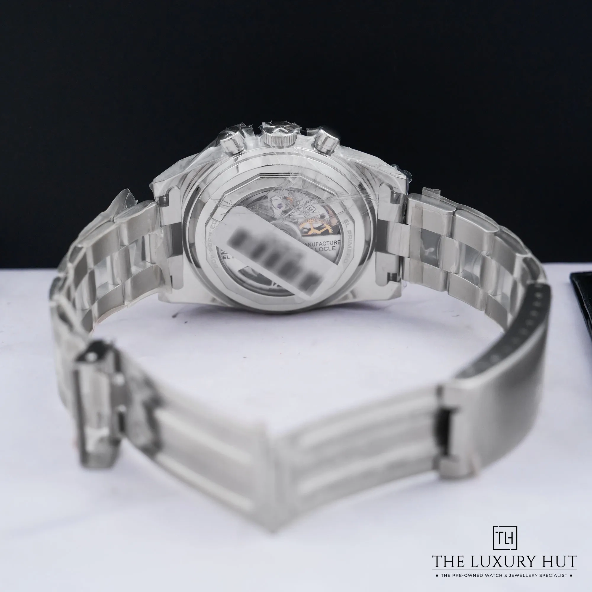 2026/09/84a18c6c-b68f-45ff-b3fe-4535d1dd7ca8Zenith_Chronomaster_White_Panda_Dial_53466-d.jpg.webp