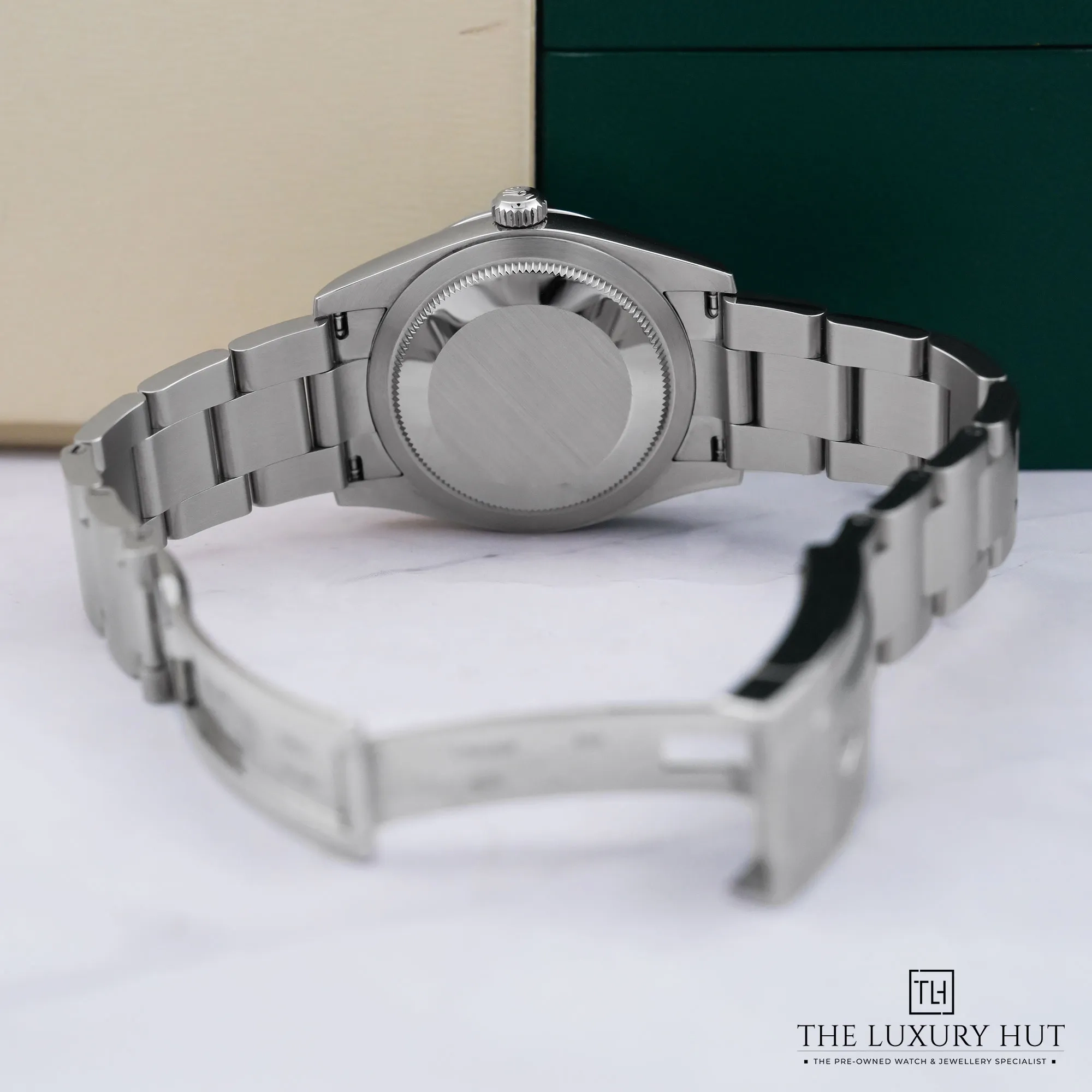 2026/09/88e8dbf4-4a24-4da8-929c-9b02a2cd4c02Rolex_Oyster_Perpetual_34_Lavender_53381-d.jpg.webp