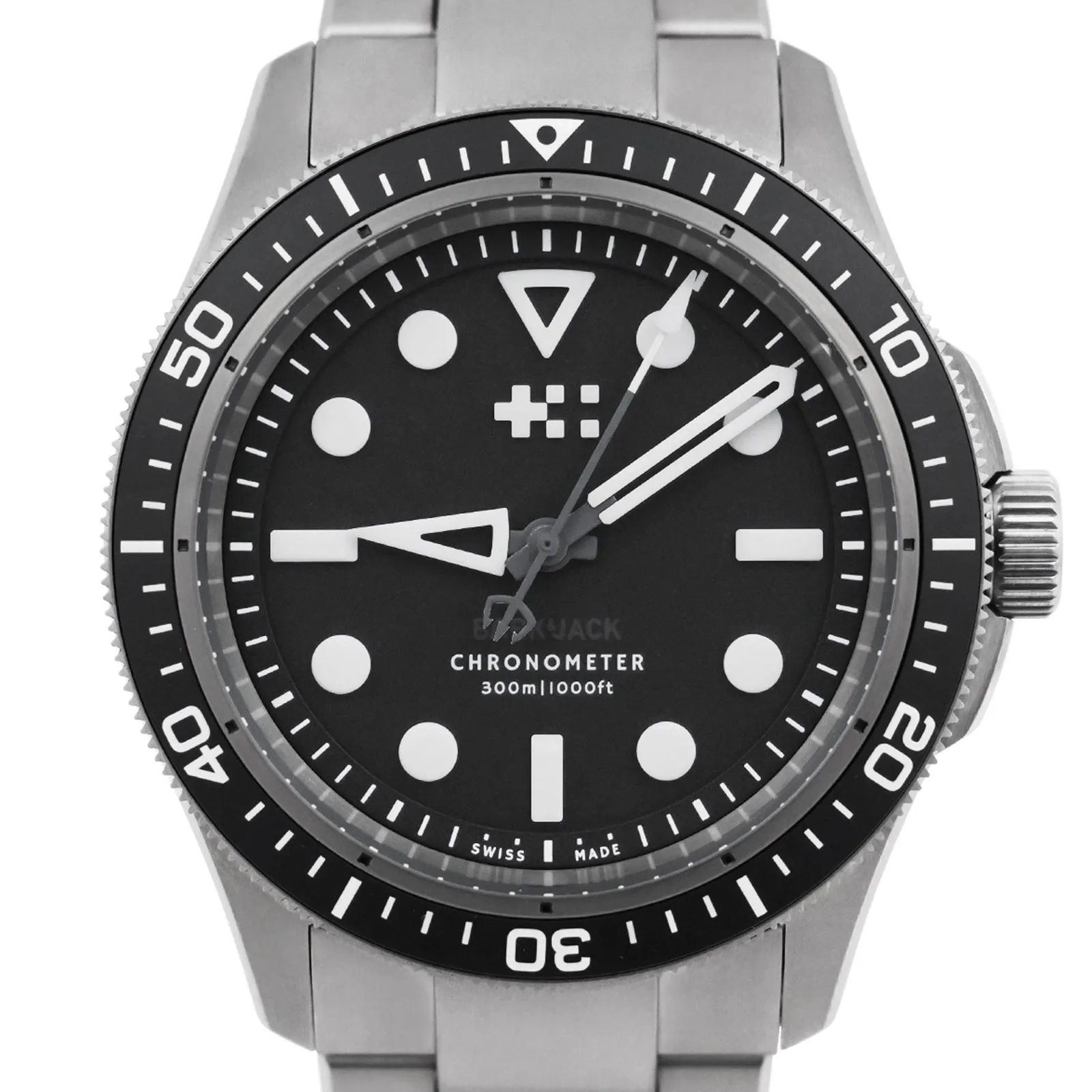 2026/09/893dd41a-f38d-49a3-bba4-193c73ae7058Chrisopher_Ward_Titanium_Matte_Black_53469-cr.jpg.webp