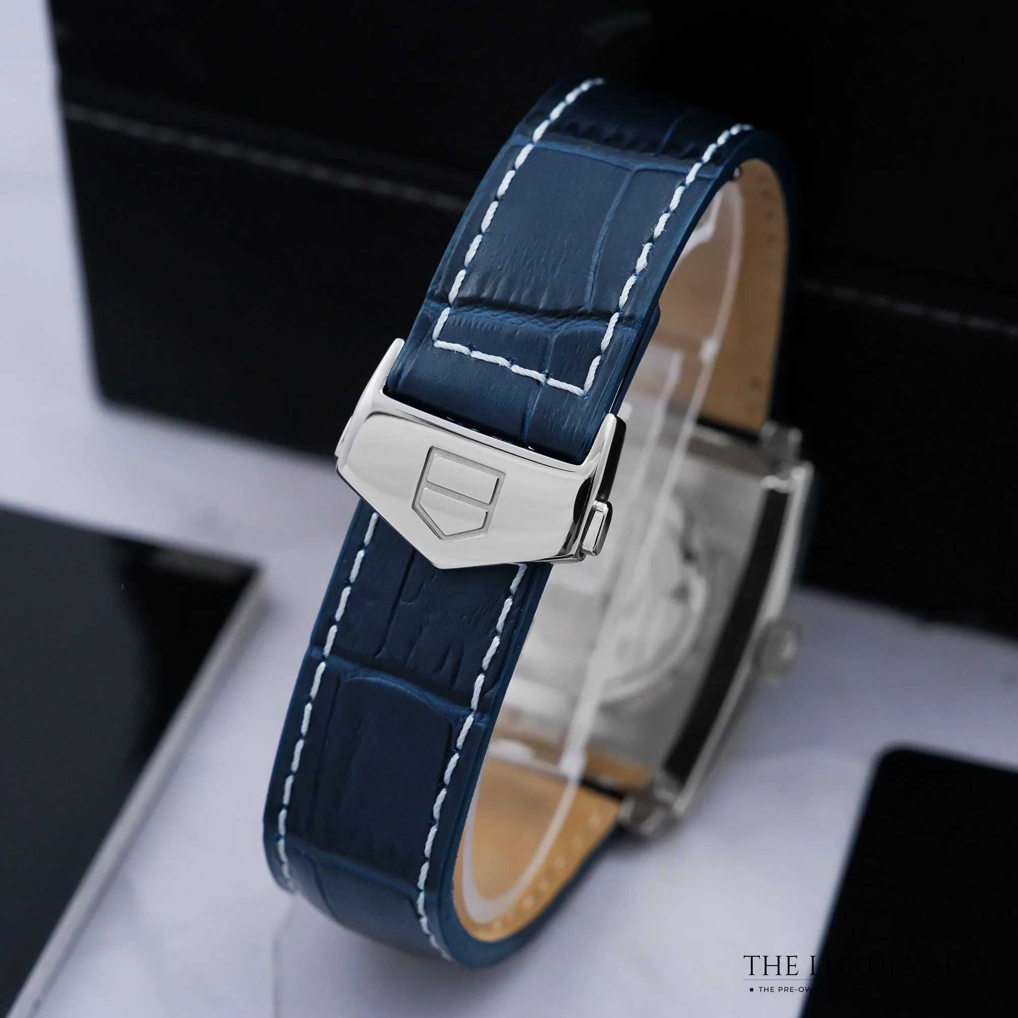 2026/09/8a04096f-f80c-4488-bdc2-5033f3e3199bTAG_Heuer_Monaco_Stainless_Steel_Blue_Dial_53319-e.jpg.webp