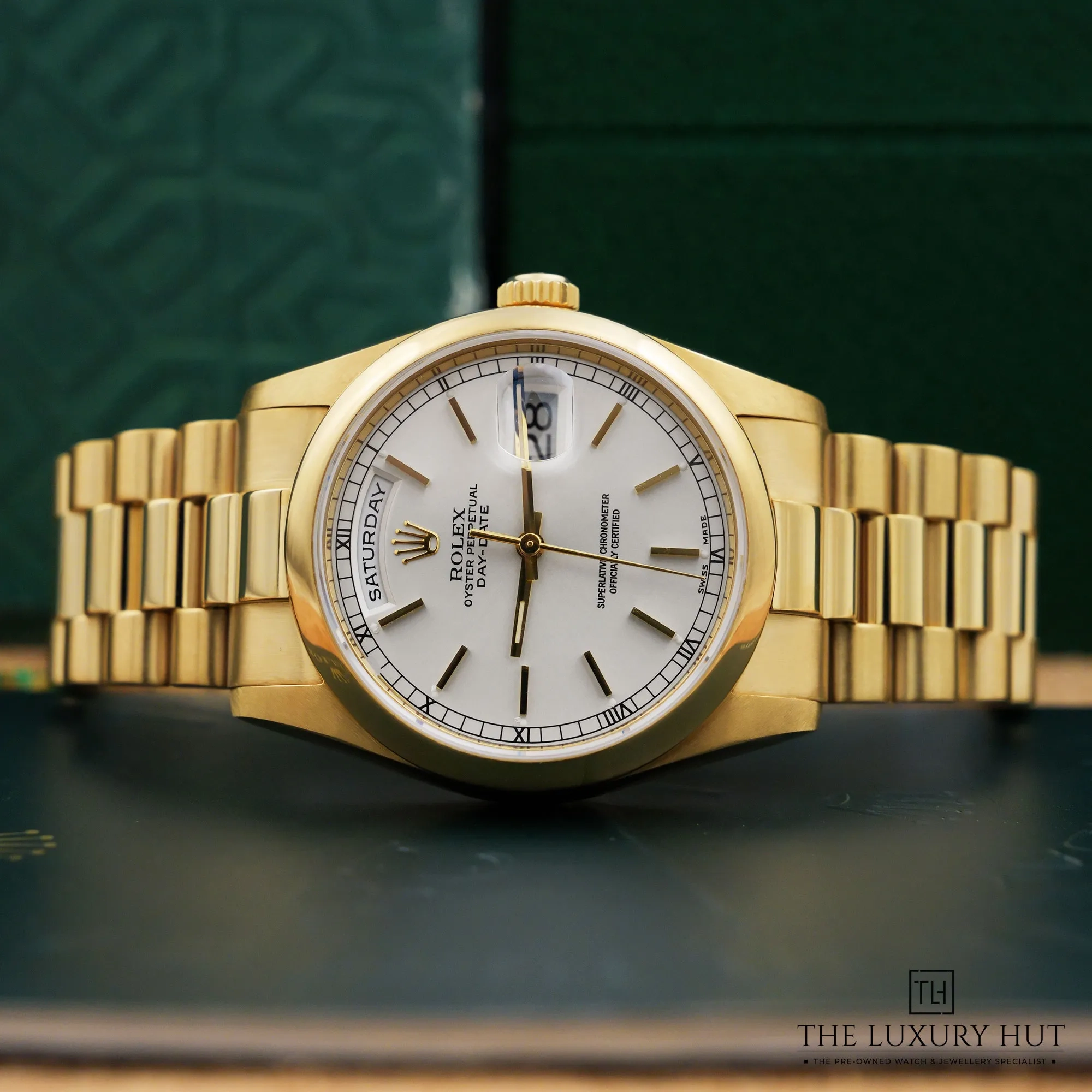 2026/09/968bb573-4e09-478d-964f-b266d3bc5201Rolex_Day-Date_36mm_Yellow_Gold_Silver_Dial_53283-c.jpg.webp