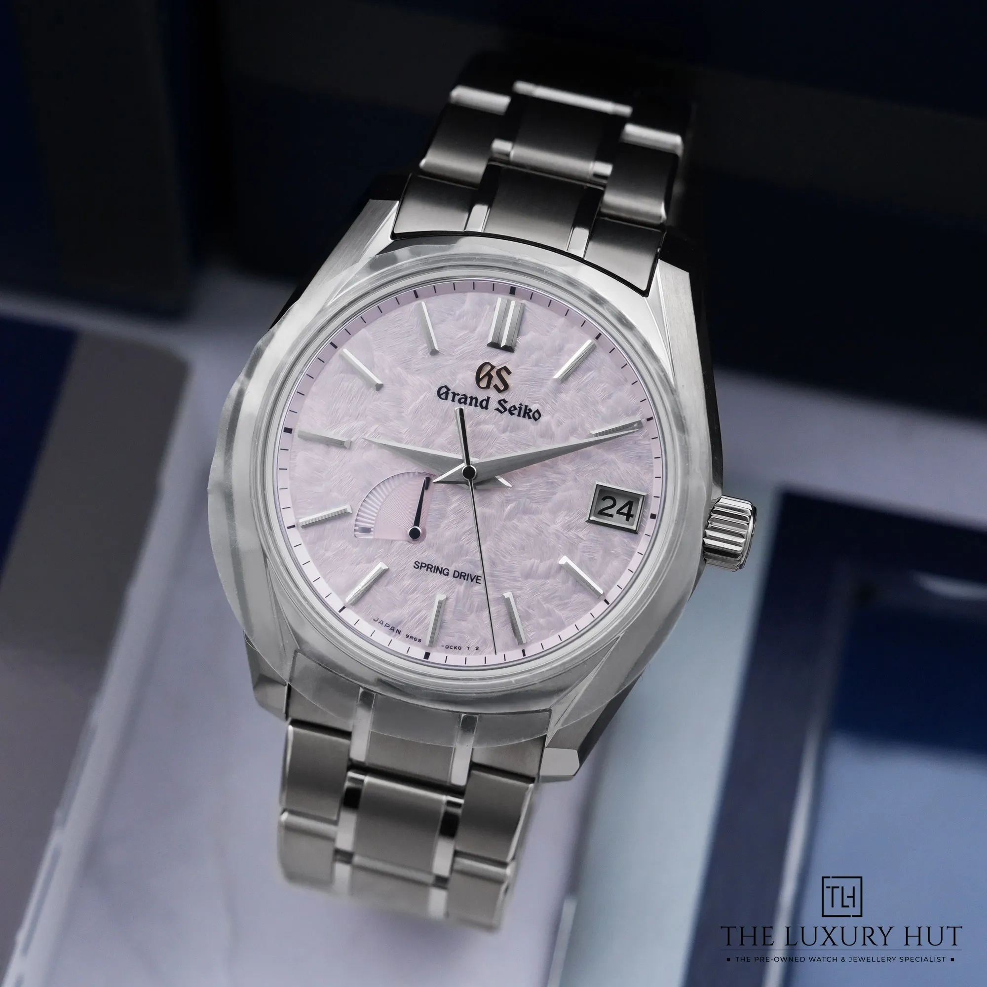 2026/09/9cff80b0-57c5-4435-83d9-3b6be4371175Grand_Seiko_Heritag_Shunbun_Cherry_Blossom_Dial_53467-b.jpg.webp