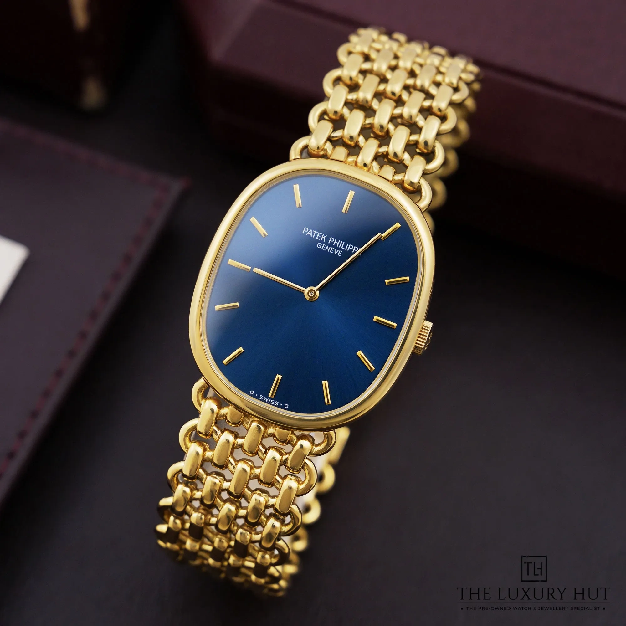 2026/09/a6224b0c-4f08-4f72-ae38-d2c4a9f6d792Patek_Philippe_Golden_Ellipse_53399_-bb.jpg.webp