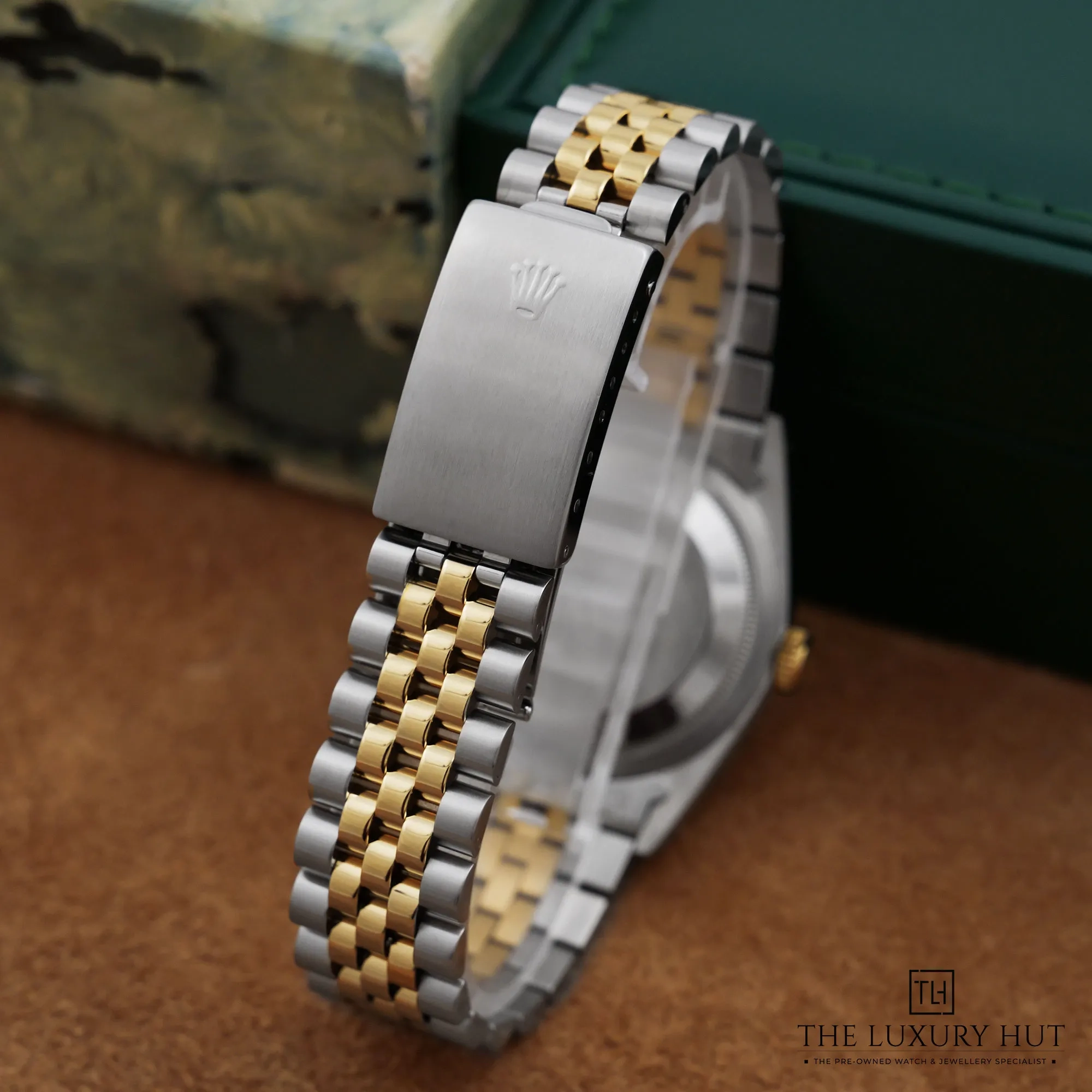 2026/09/b988cd2c-697f-4351-97d4-ae23810ad89fRolex_Datejust_36_Champagne_Tapestry_Dial_LB1018-e.jpg.webp