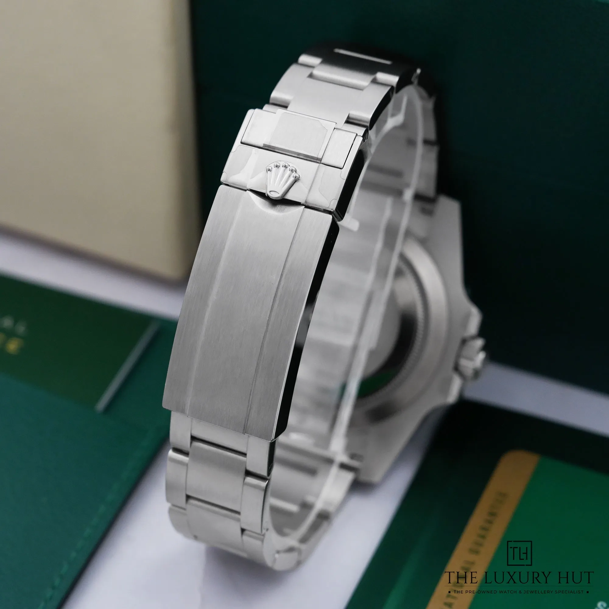 2026/09/c0750491-8960-40c4-b548-dd0d8ca1555cRolex_Submariner_HULK_Green_53428-e.jpg.webp