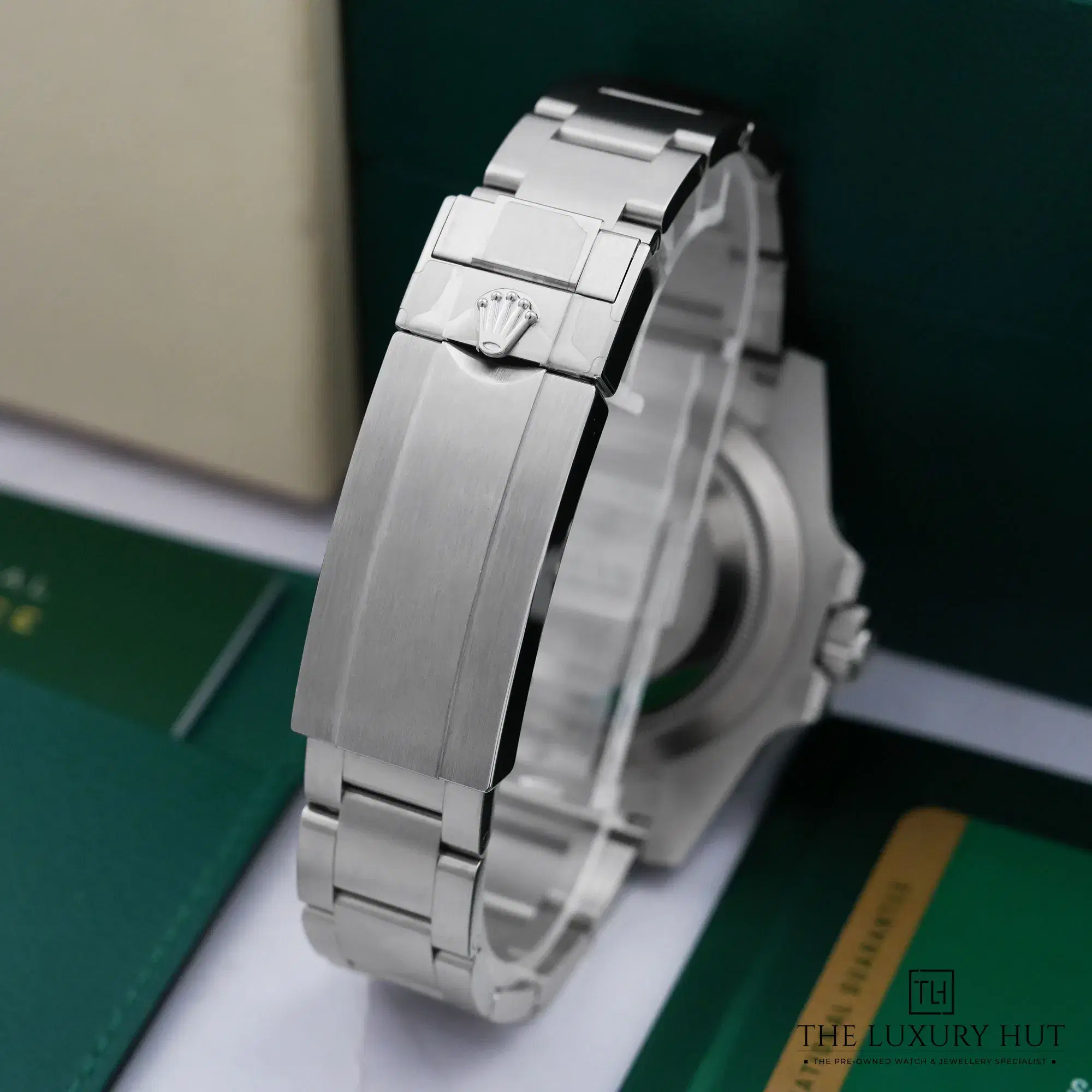 2026/09/c0750491-8960-40c4-b548-dd0d8ca1555cRolex_Submariner_HULK_Green_53428-e.jpg.webp