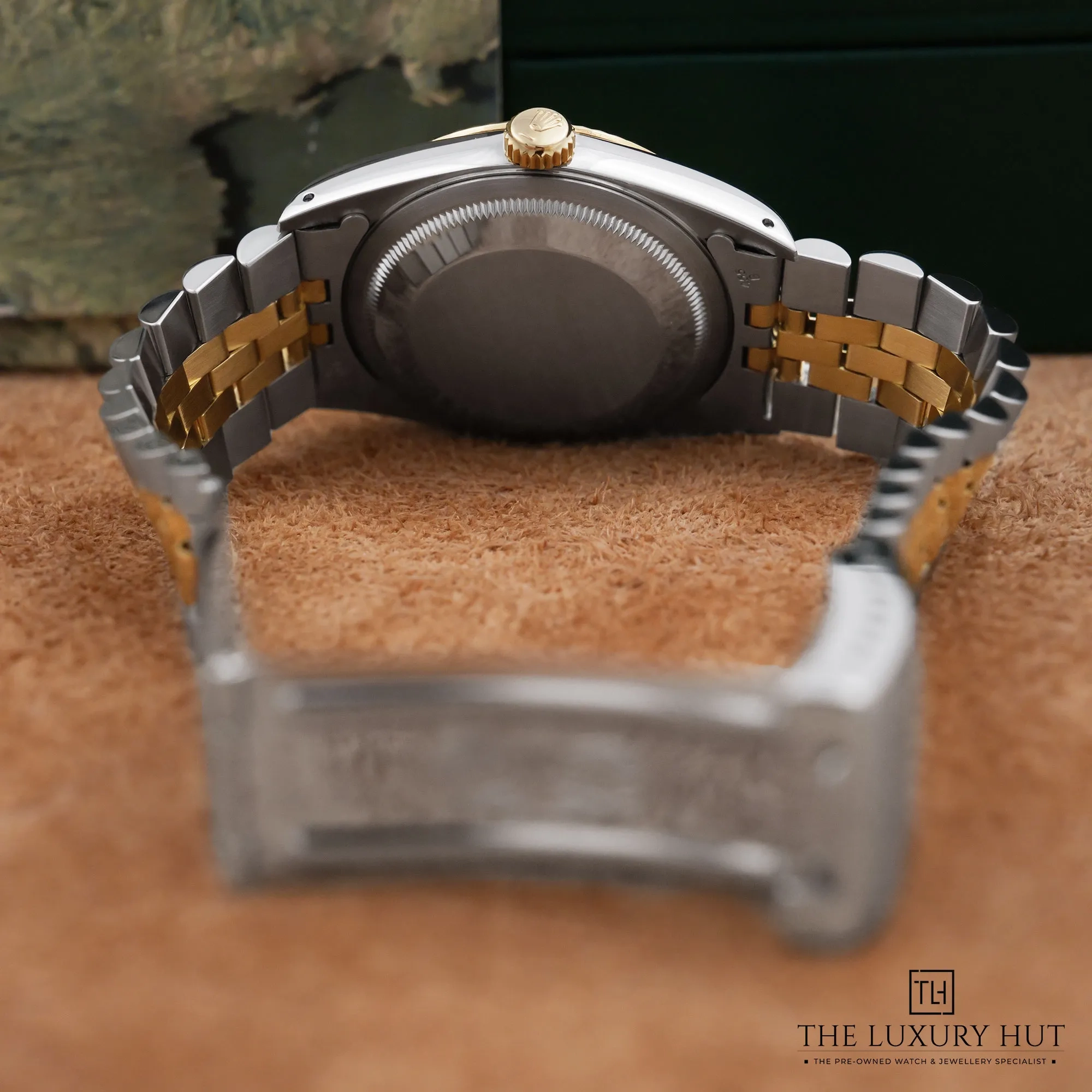 2026/09/c4ba6b0f-728d-4ceb-be14-b519de7002e6Rolex_Datejust_36_Champagne_Tapestry_Dial_LB1018-d.jpg.webp