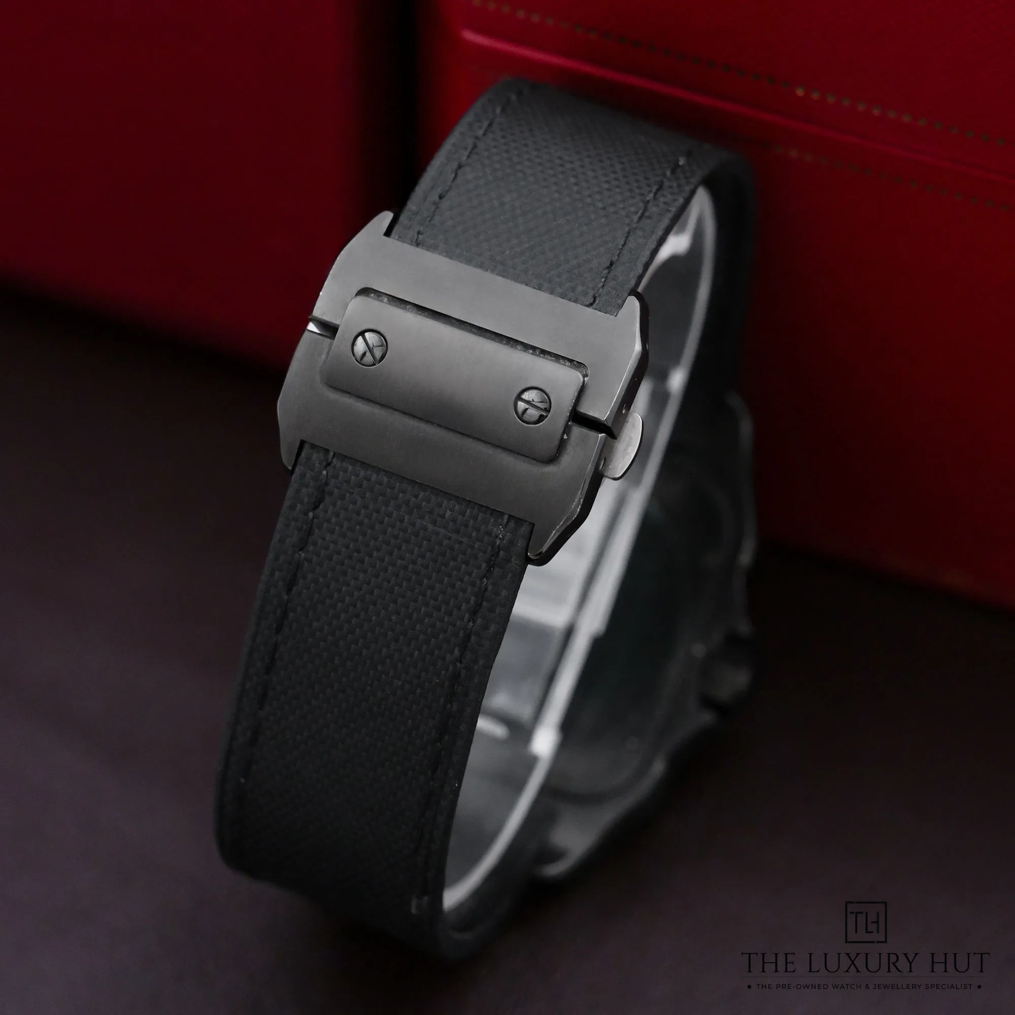 2026/09/c9f7c5a9-e0ba-4a89-aca5-b8629d8b0424Cartier_Santos_100_Steel_ADLC_41.3mm_Black_Dial_53361-e.jpg.webp