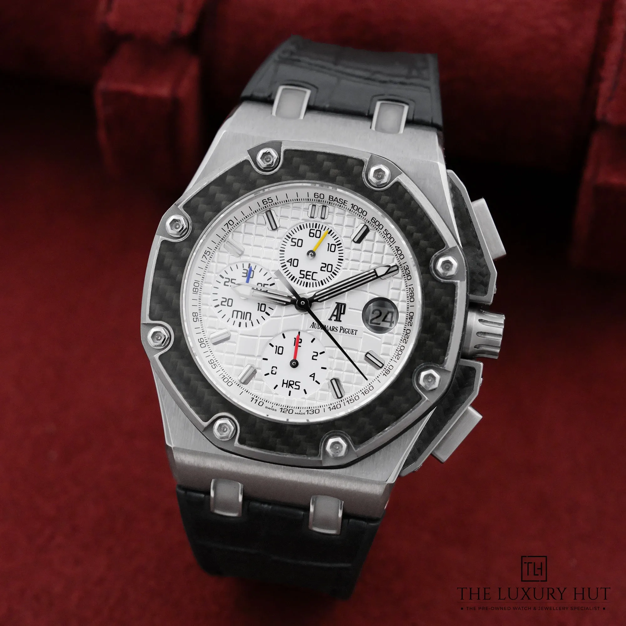 2026/09/cd3025d5-328c-4953-a0af-31d14588a9a1Audemars_Piguet_Royal_Oak_Offshore_Titanium_White_53456-b.jpg.webp
