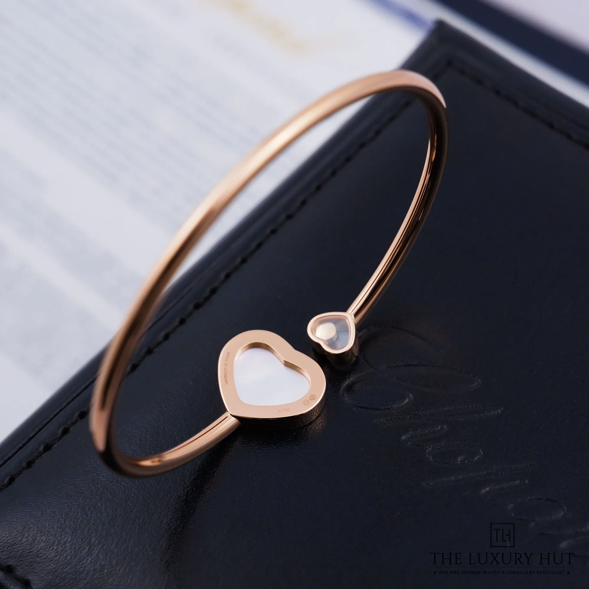 2026/09/d4d3047d-0a00-4da2-8cbf-e832da30d0e7Chopard_Rose_Gold_Happy_Hearts_Diamond_MOP_Bangle_53296-c.jpg.webp
