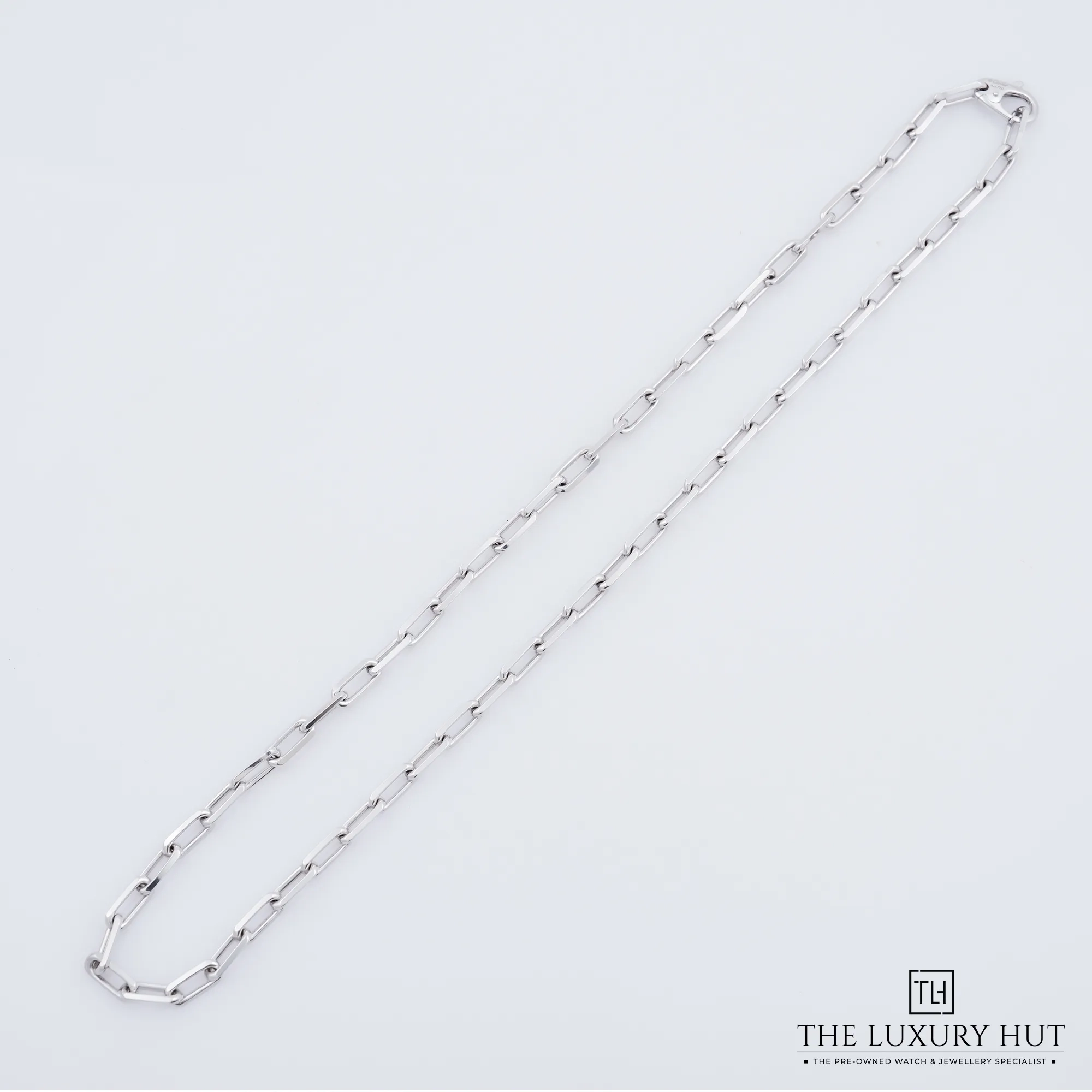 2026/09/e0c02b4d-af82-4798-81d1-9958174b30e2Cartier_Santos_De_Cartie_Chain_Necklace_53389-b.jpg.webp