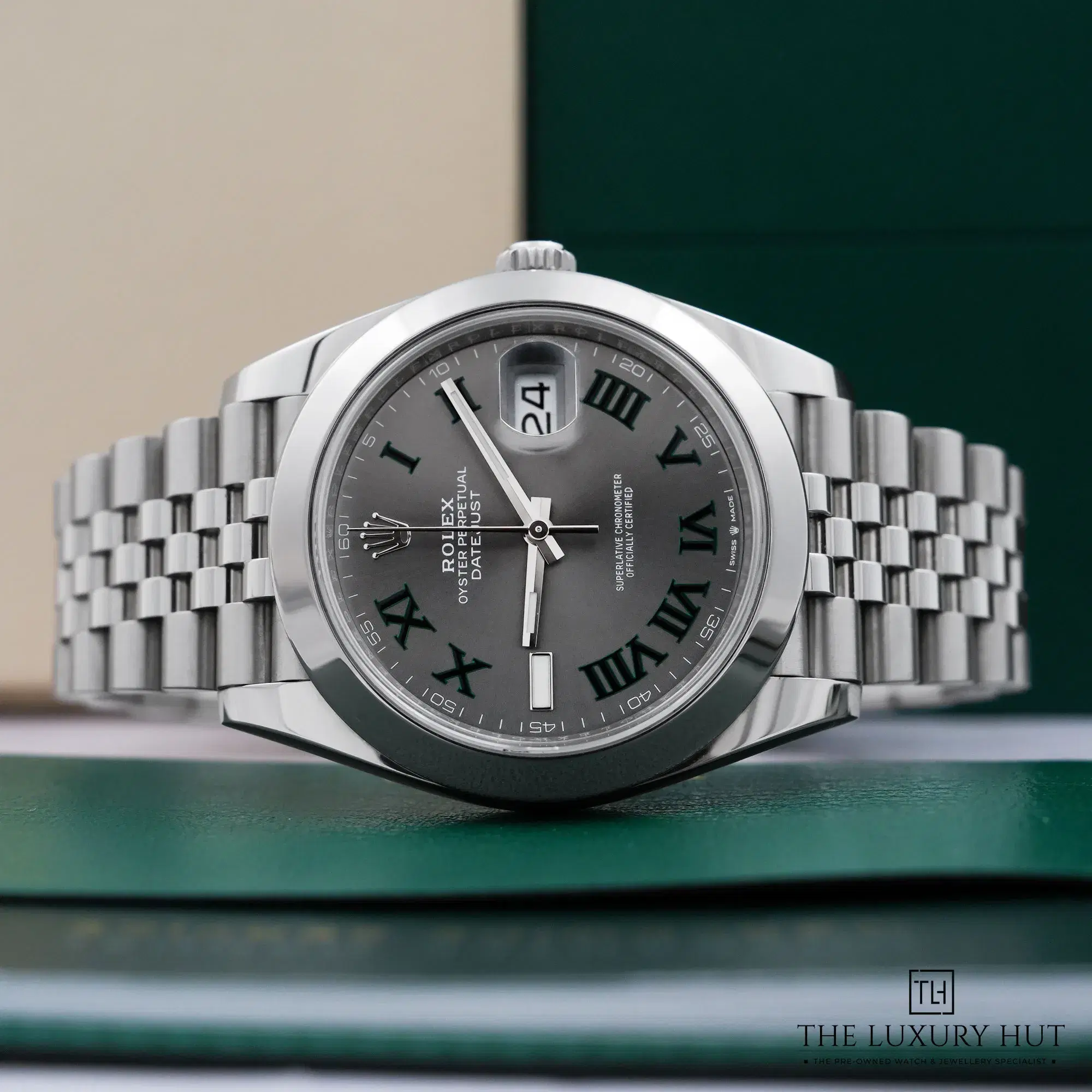 2026/09/e54171d8-5413-4d5f-a6b7-e17af7b3c38dRolex_Datejust_'Wimbledon'_Dial_LB1045-c.jpg.webp
