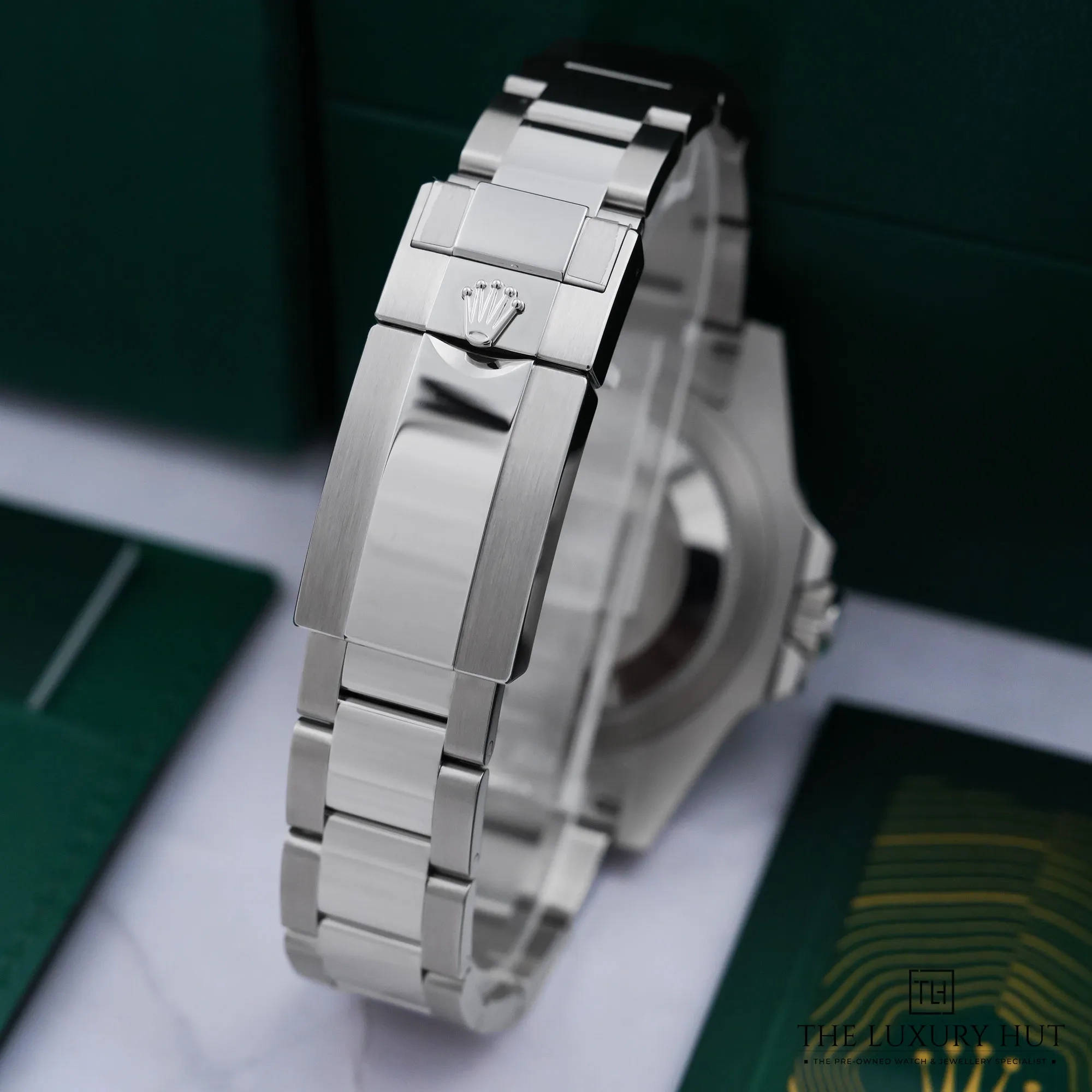 2026/09/ebd99b54-5068-46fa-8fee-f51daa01bef0Rolex_GMT-Master_II_âBATMANâ_LB1053-e.jpg.webp