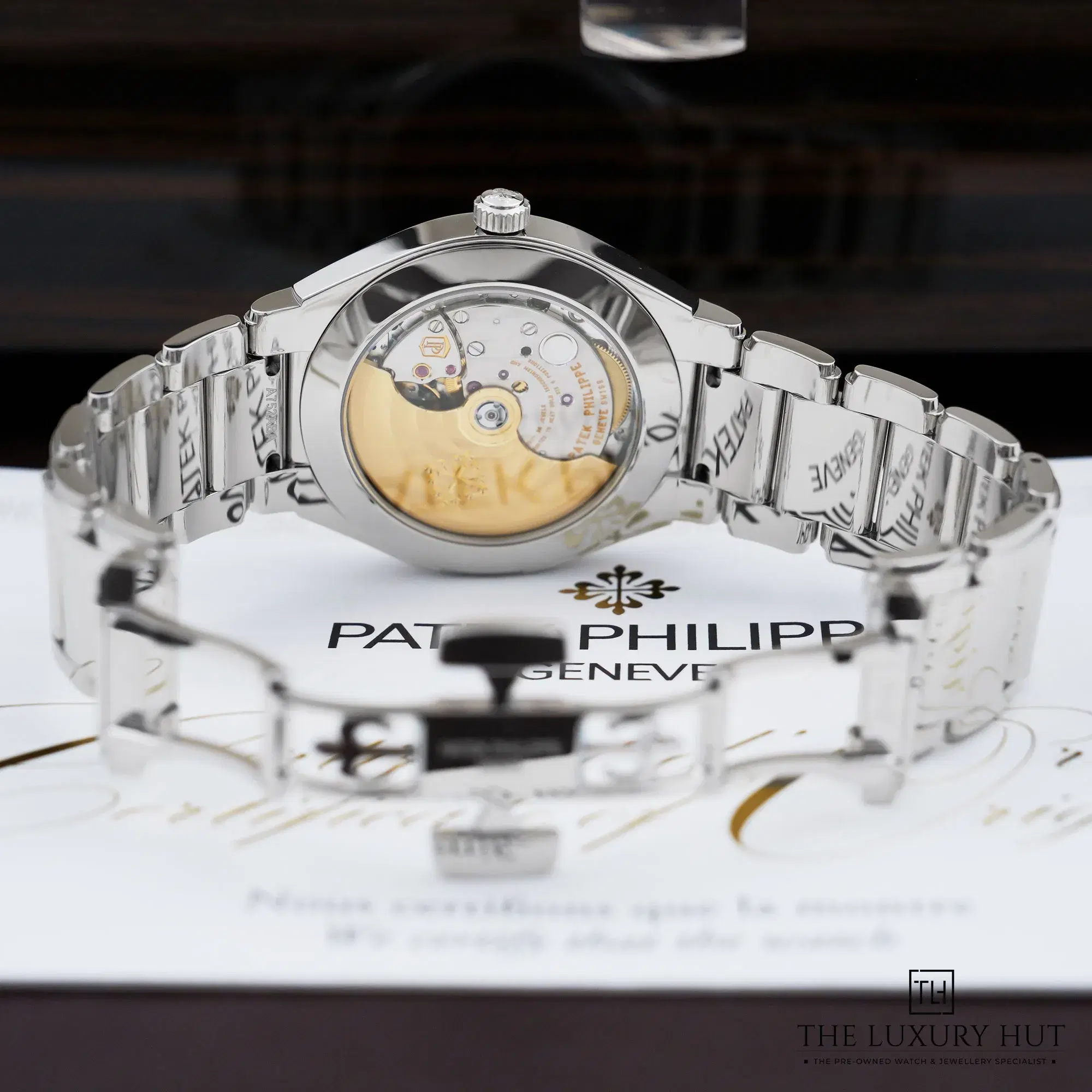 2026/09/f92d8f91-2365-4384-ac91-a443c6afdb68Patek_Philippe_Twenty~4__Blue_Arabic_Dial_53448-d.jpg.webp