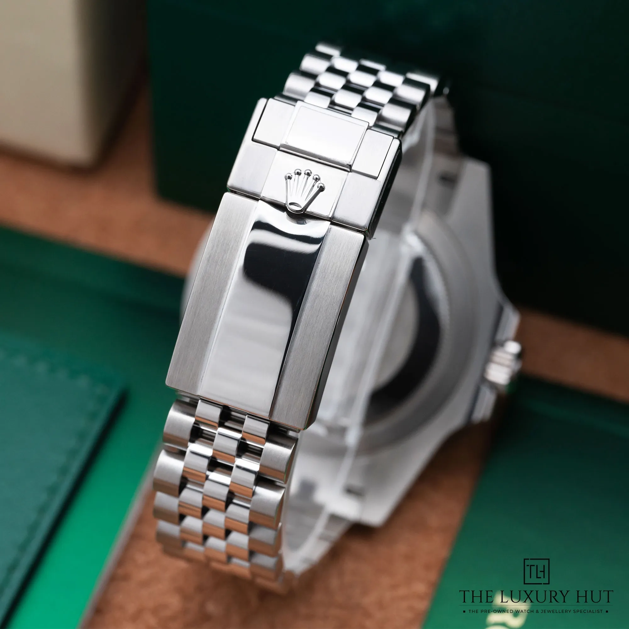 2026/10/02ebb065-56fe-4308-94fc-ec1e3238a81aRolex_GMT-Master_II_Pepsi_Steel_40mm_Black_Dial_53002-e.jpg.webp