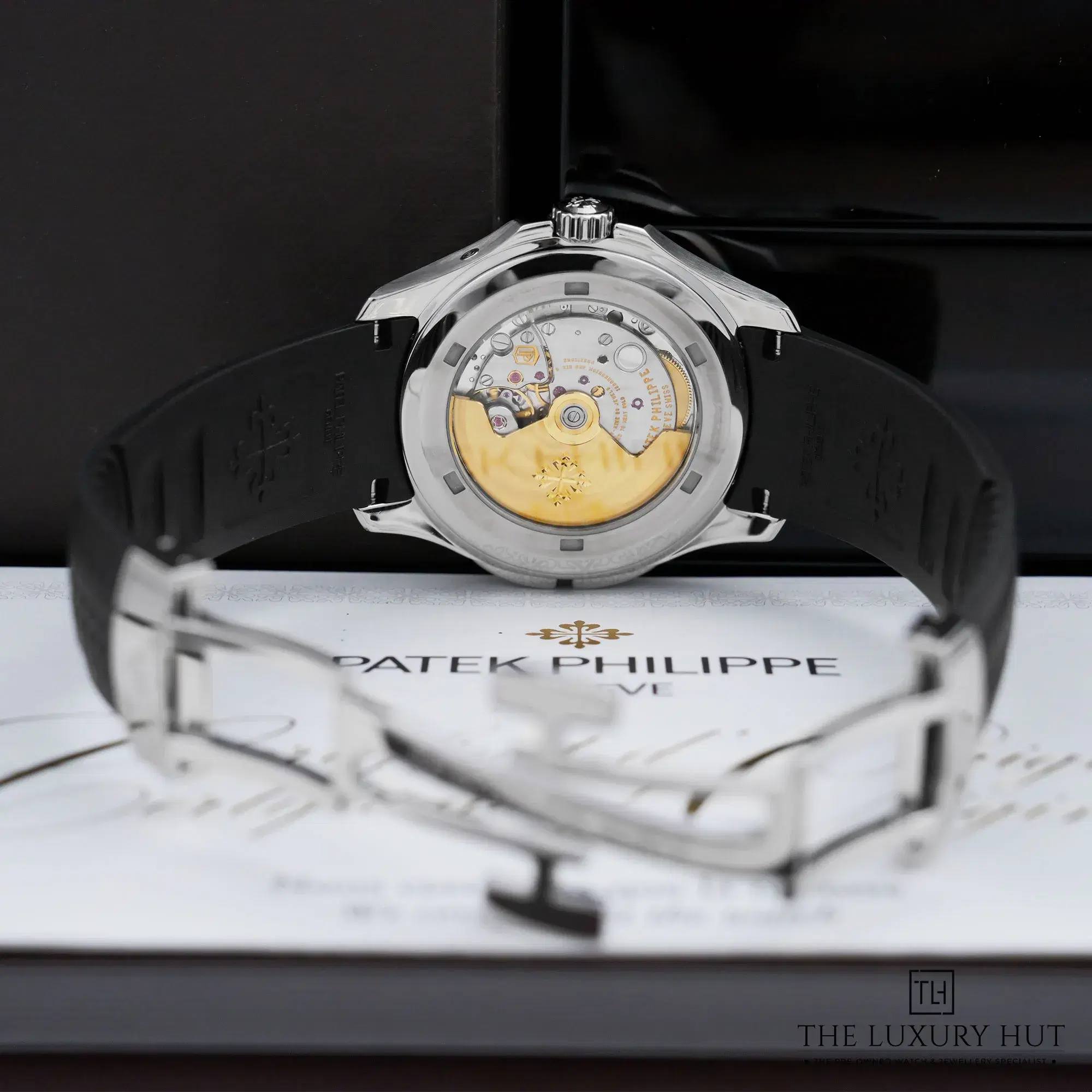 2026/10/0a7c2e49-f1b9-4380-8fb1-7cec50f0e502Patek_Philippe_Aquanaut_Travel_Time_53134-_d.jpg.webp