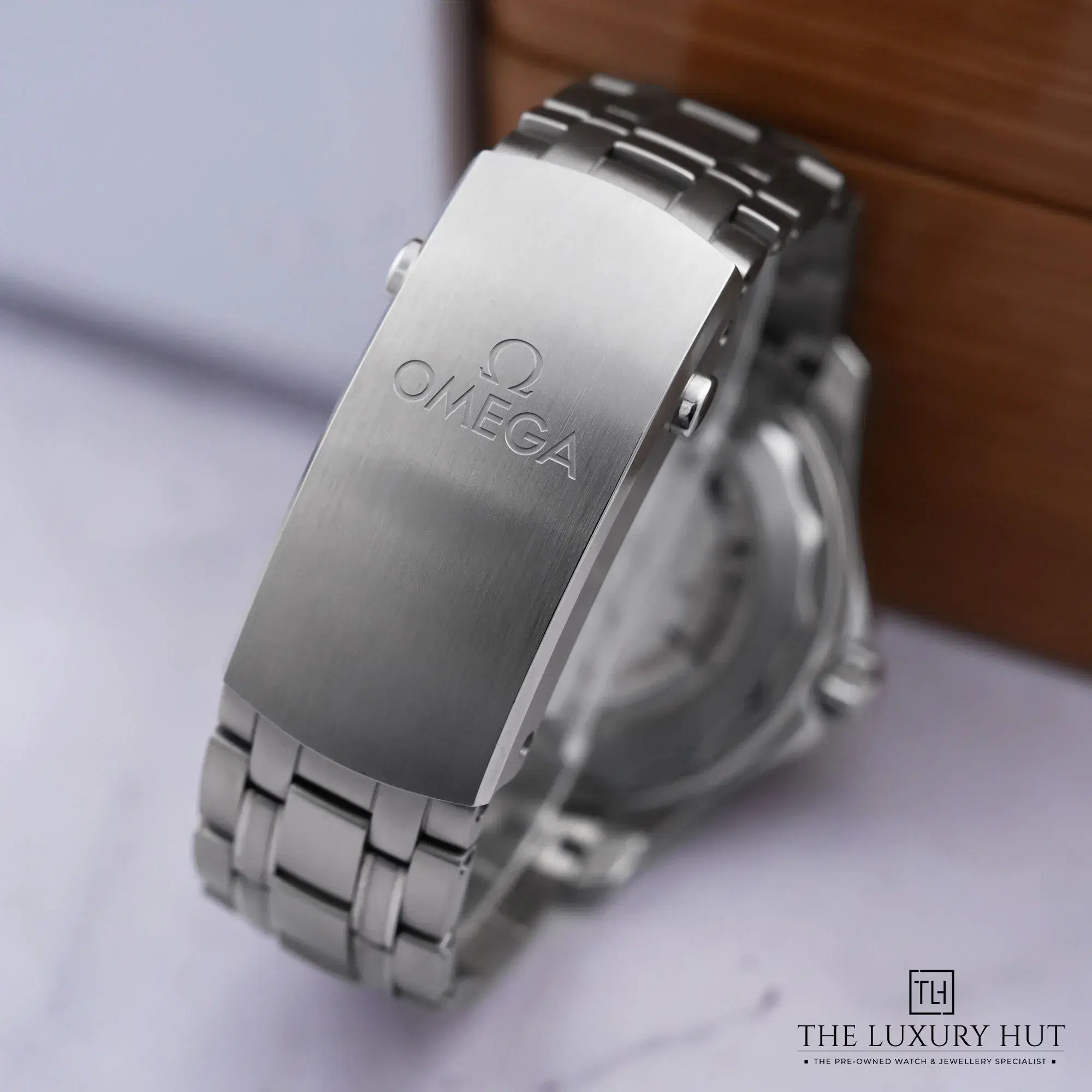2026/10/0cba472a-10cd-49af-919d-faa454dfc303Omega_Seamaster_Diver_Steel_42mm_Green_LB1090-g.jpg.webp