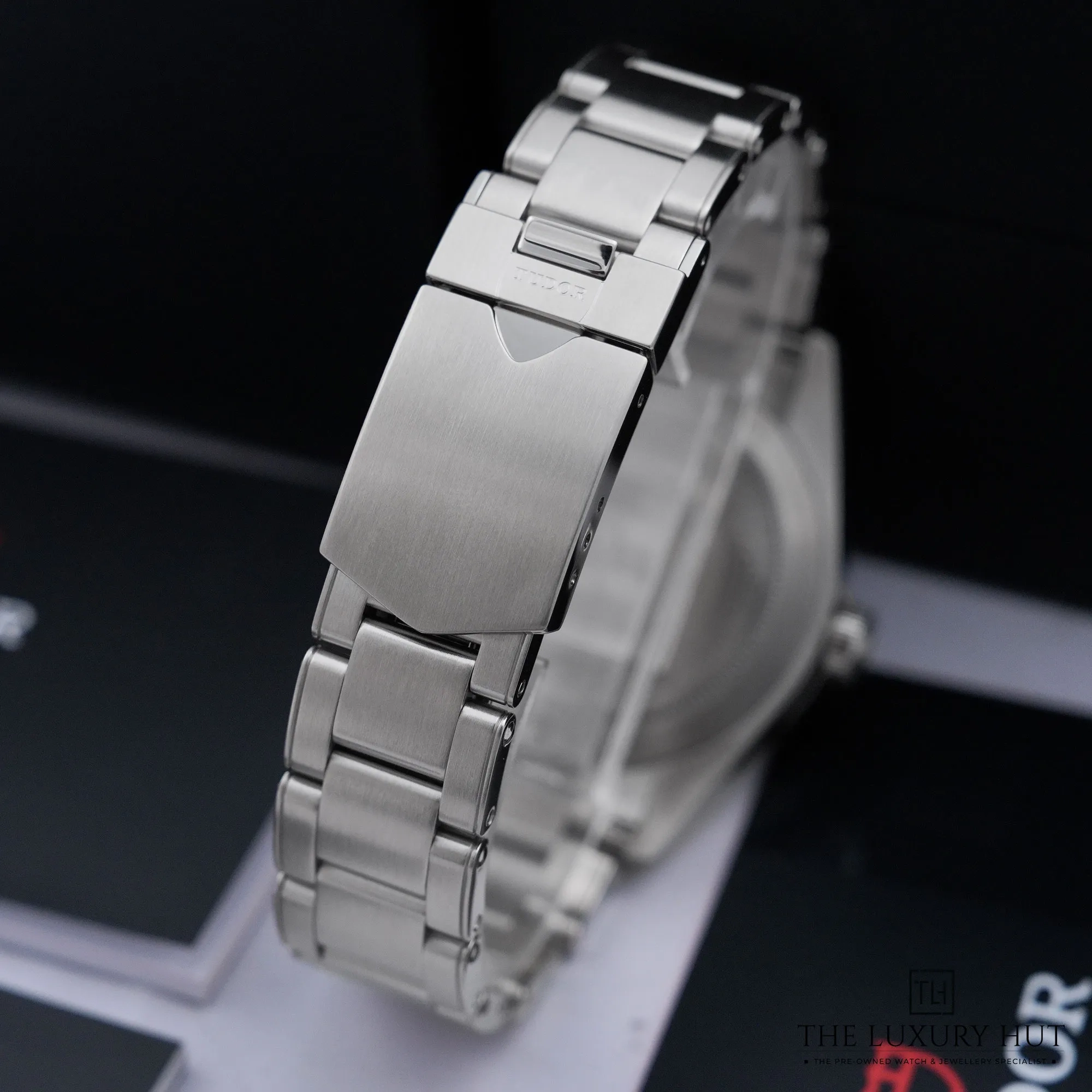 2026/10/1d9b47a0-8d90-4d11-b0ed-617eb07c59a5Tudor_Black_Bay_58_Steel_39mm_Black_Dial_53471-e.jpg.webp